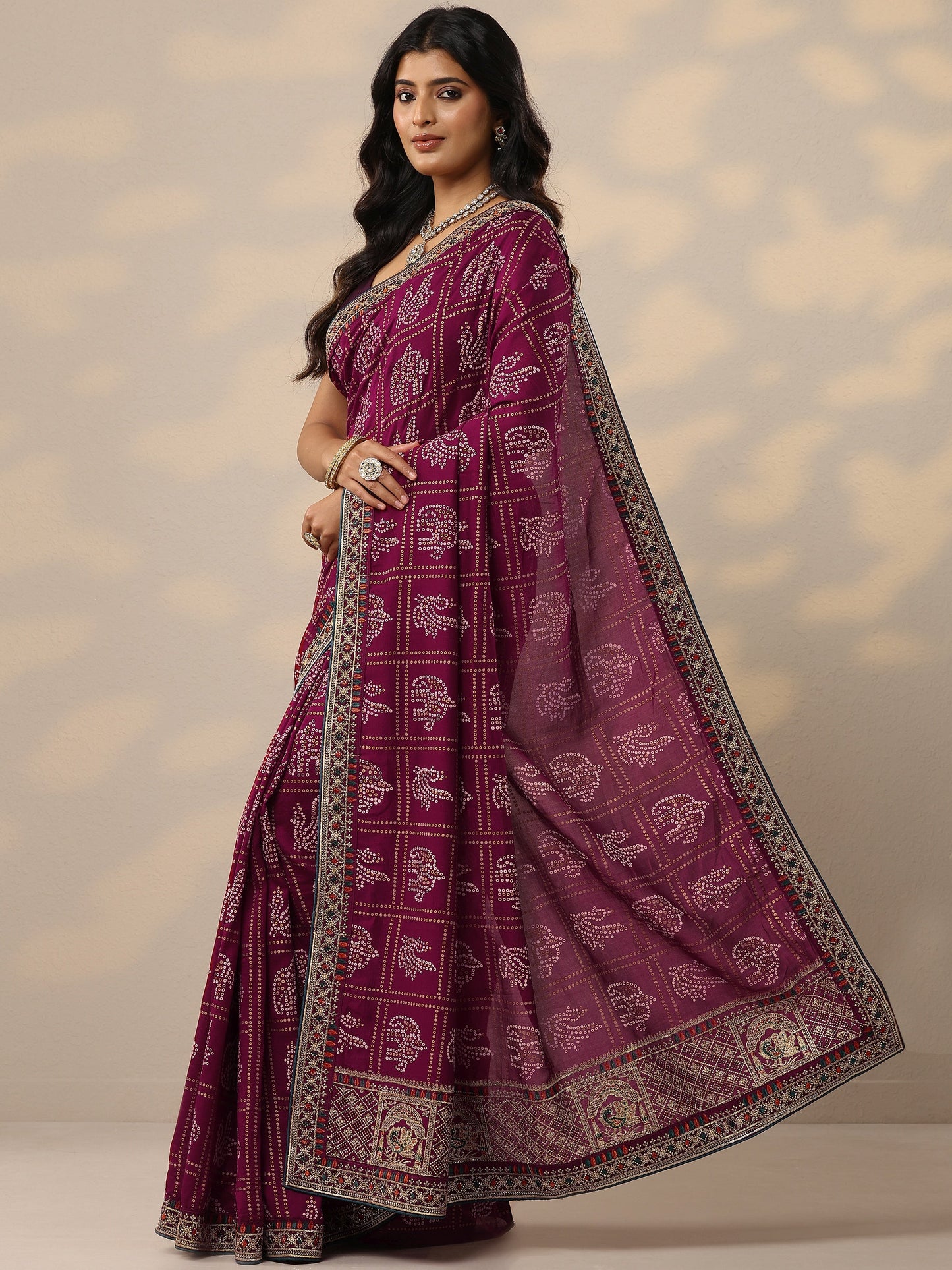 Maroon Bandhani Printed Silk Blend Sarees With Unstitched Blouse Piece