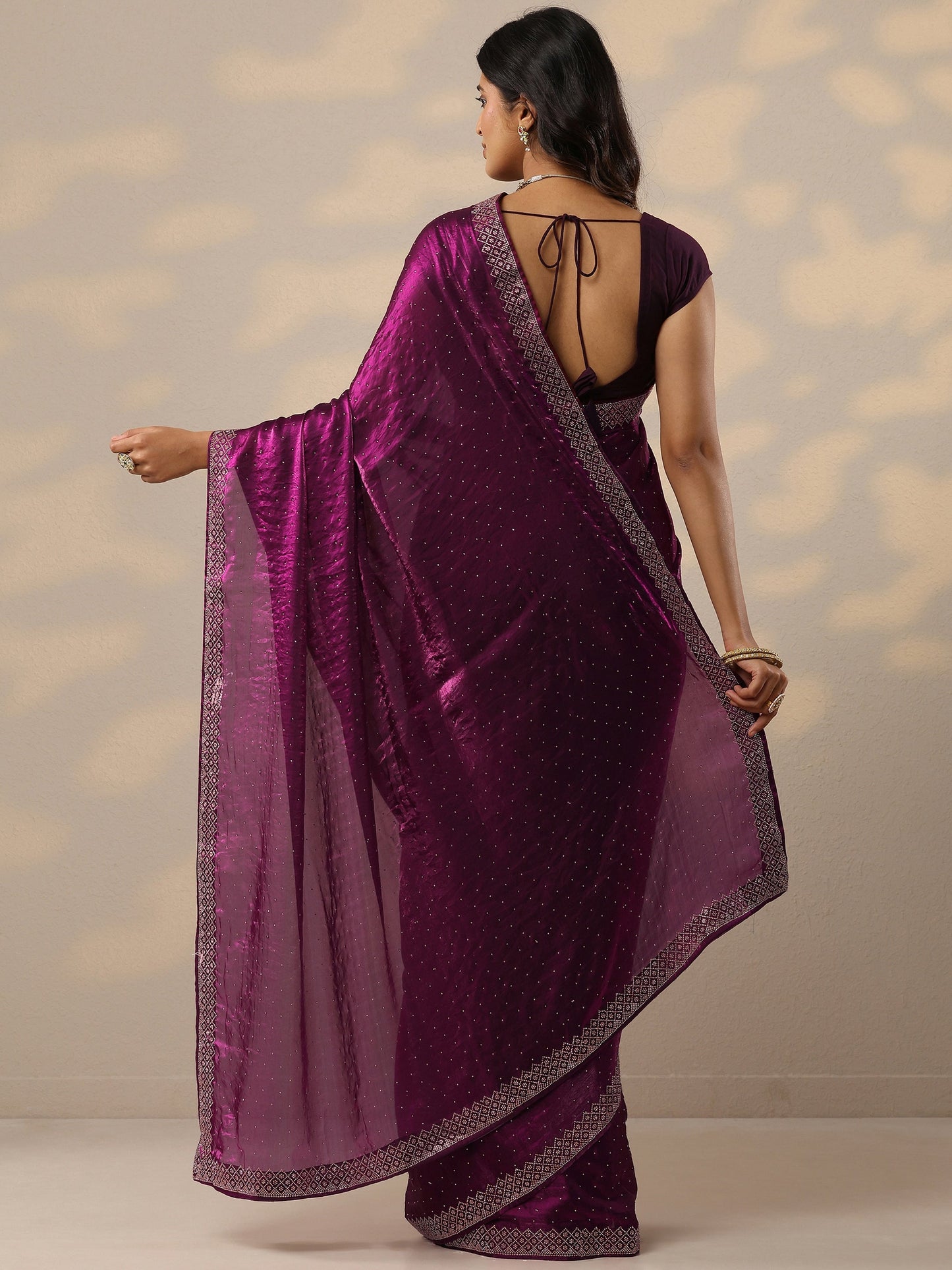 Pink Embellished Organza Sarees With Unstitched Blouse Piece