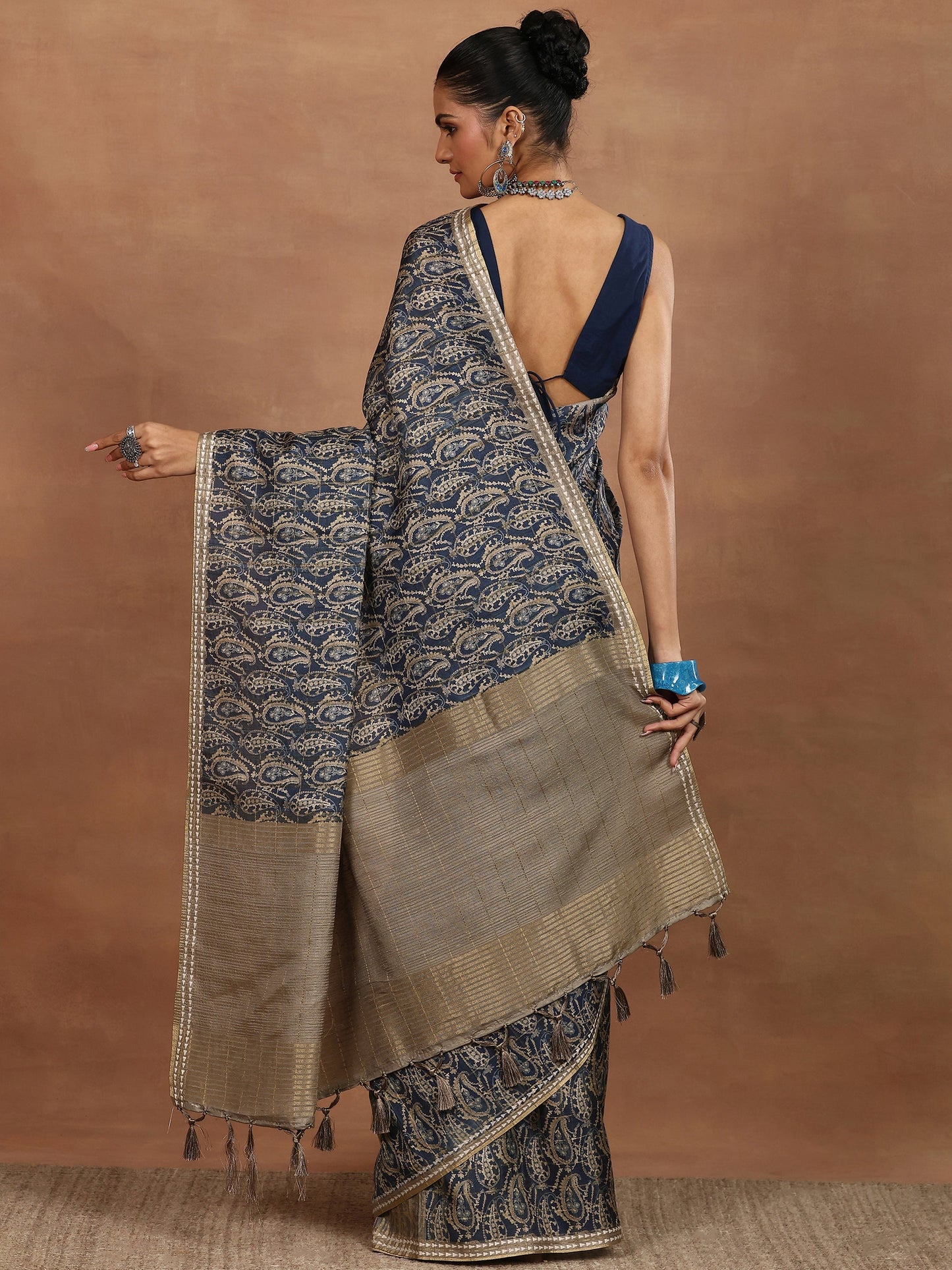 Navy Blue Printed Silk Blend Sarees With Unstitched Blouse Piece