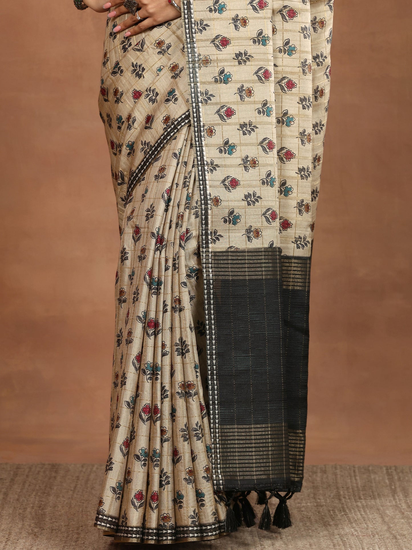 Beige Printed Silk Blend Sarees With Unstitched Blouse Piece