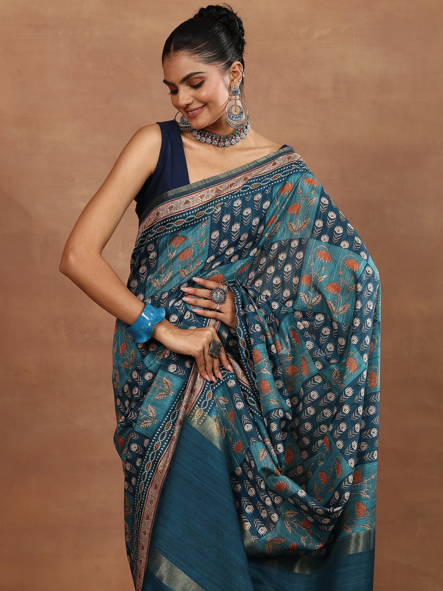 Green Printed Silk Blend Sarees With Unstitched Blouse Piece