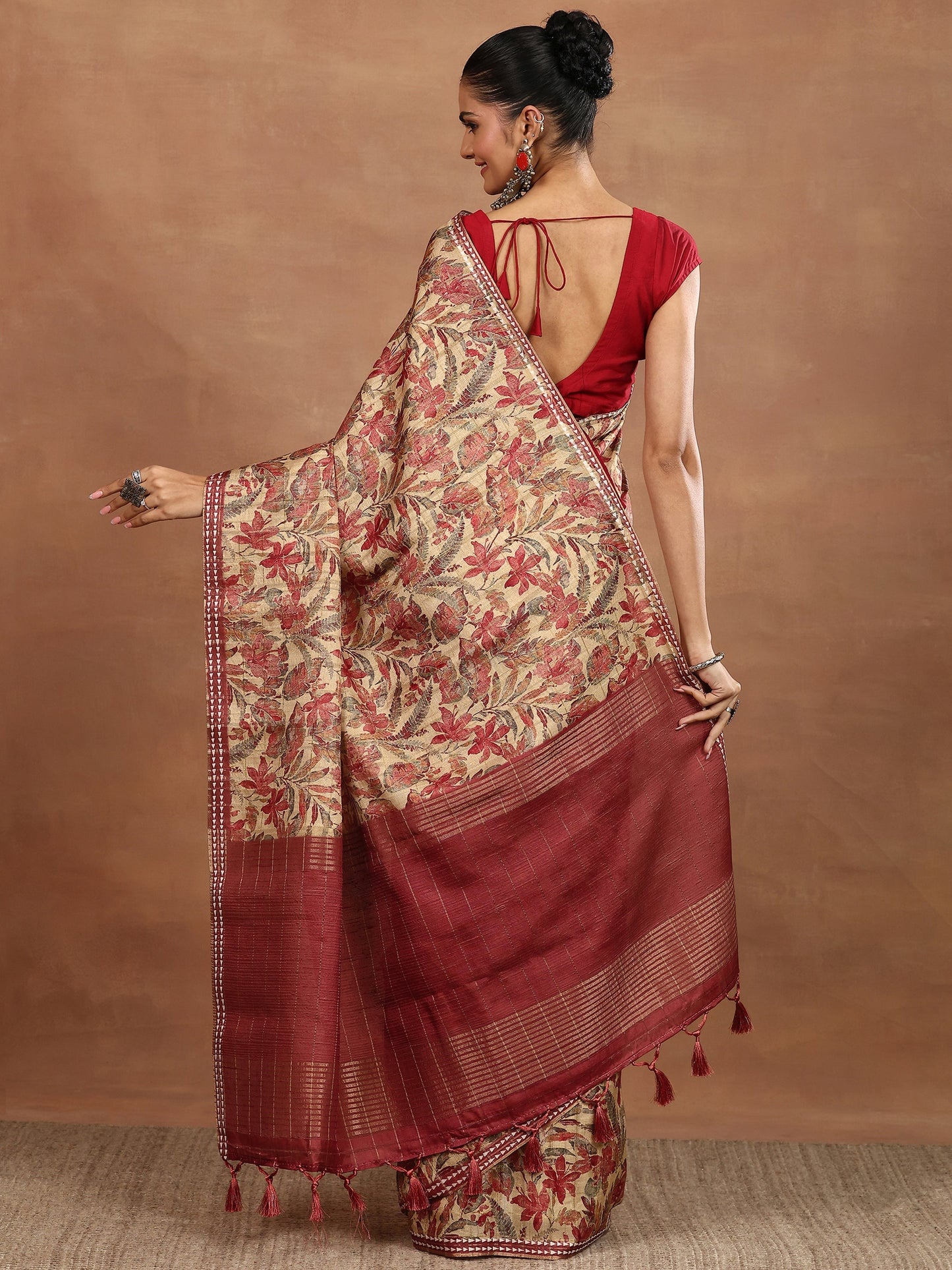 Beige Printed Silk Blend Sarees With Unstitched Blouse Piece