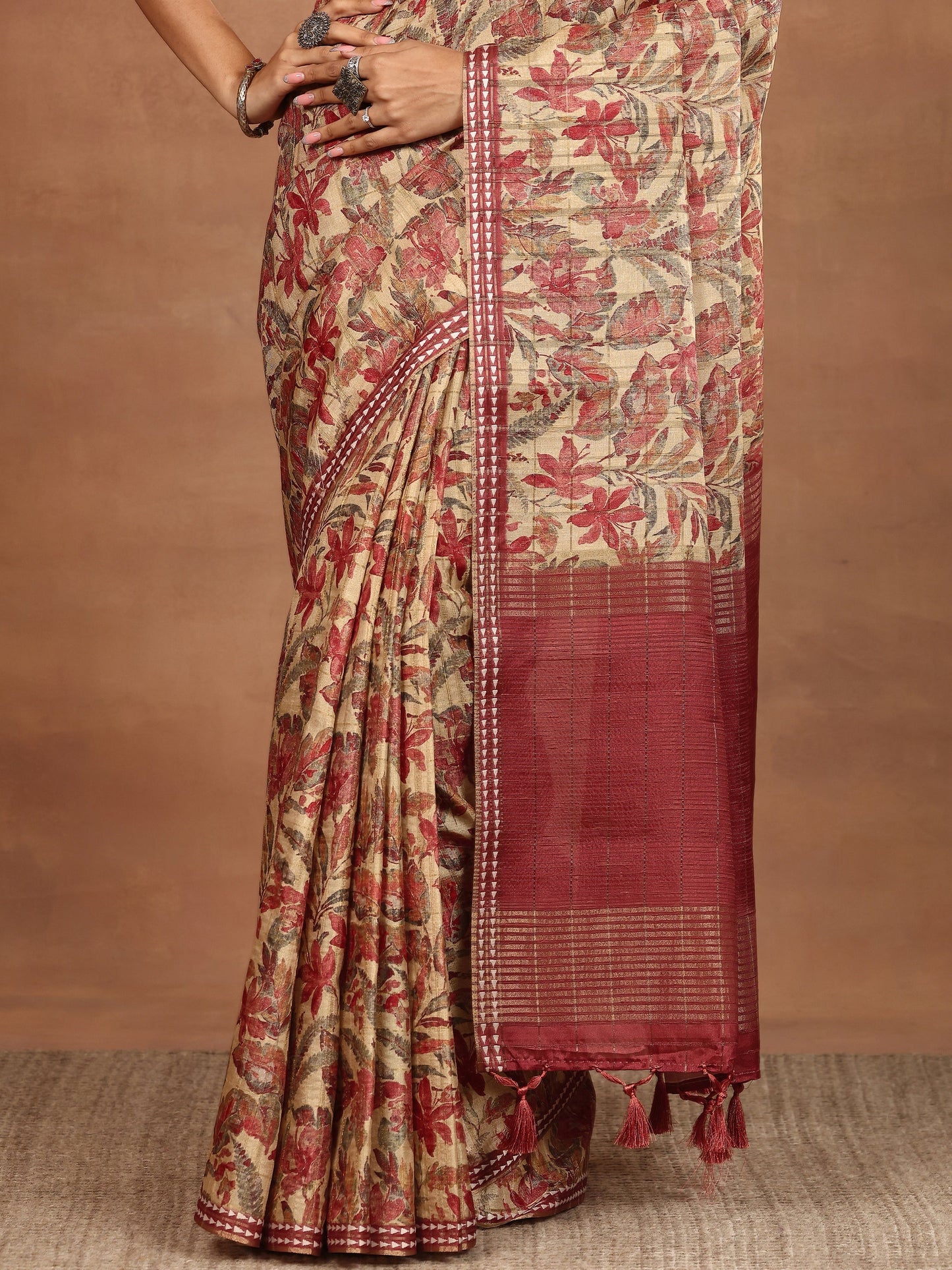 Beige Printed Silk Blend Sarees With Unstitched Blouse Piece
