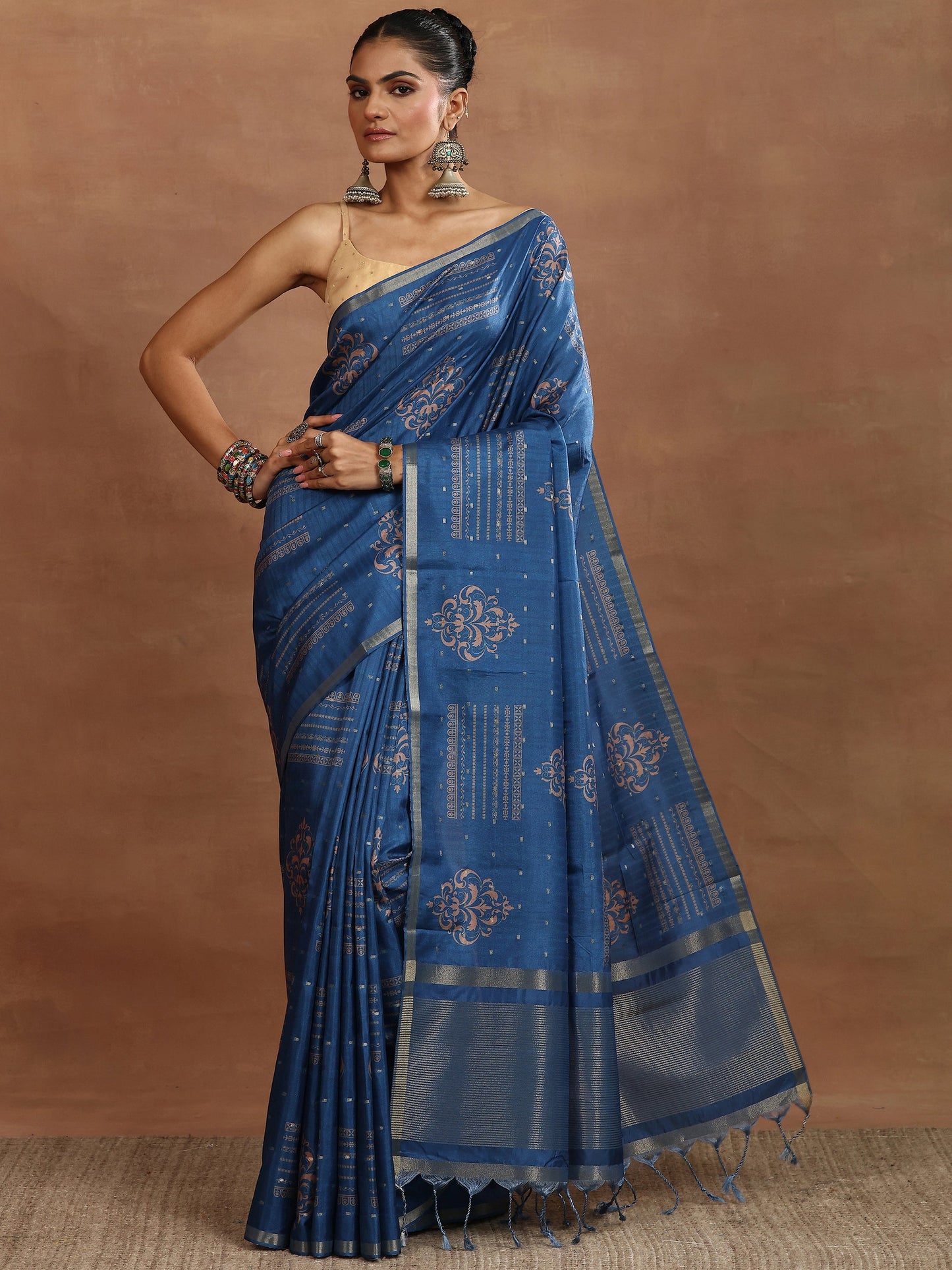 Blue Printed Silk Blend Sarees With Unstitched Blouse Piece