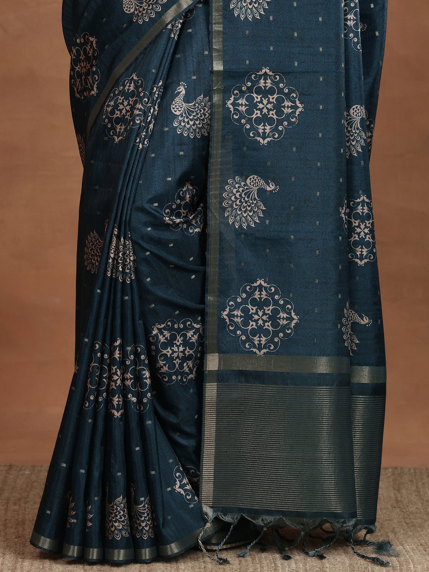 Blue Printed Silk Blend Sarees With Unstitched Blouse Piece