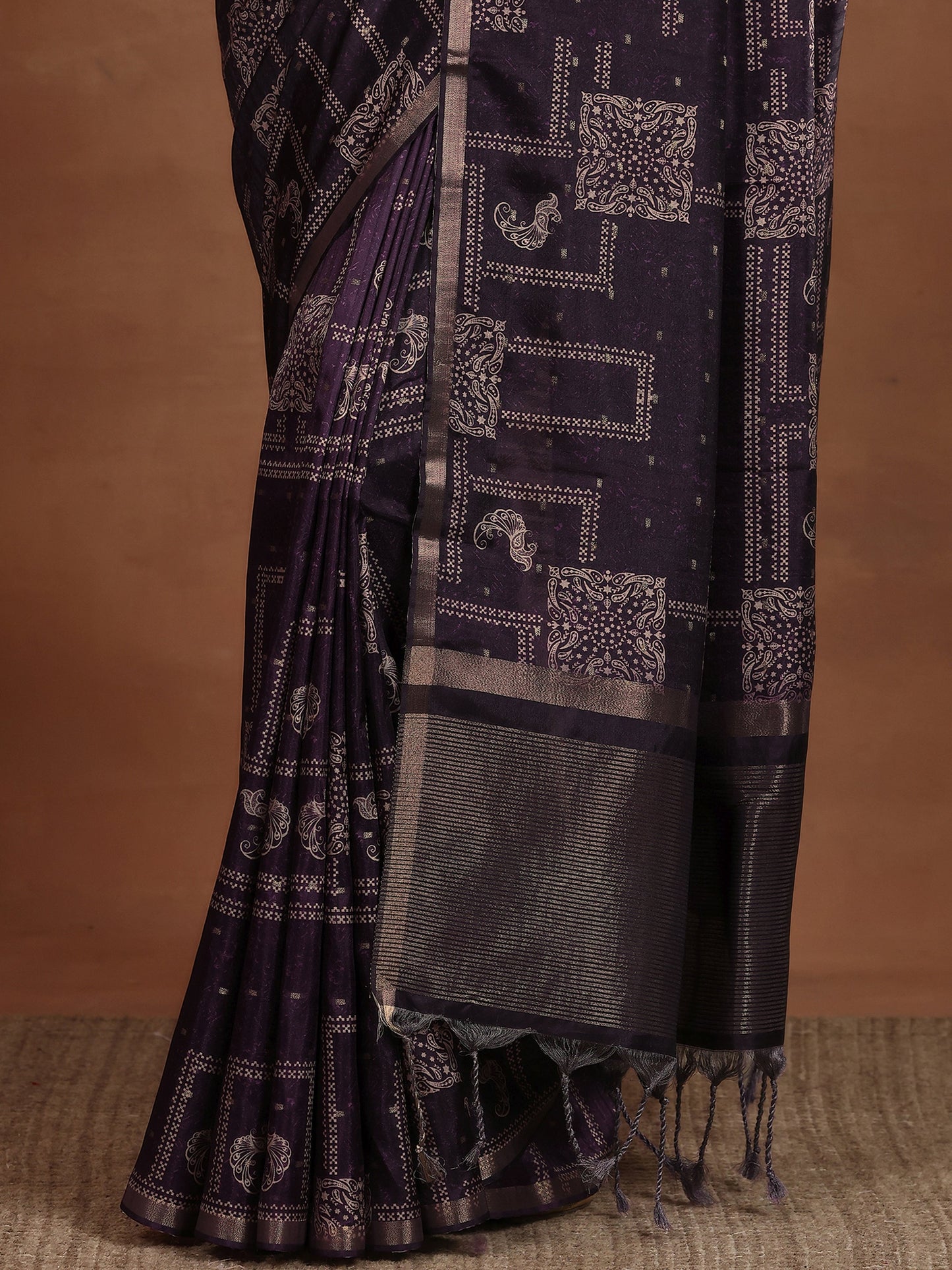 Purple Printed Silk Blend Sarees With Unstitched Blouse Piece