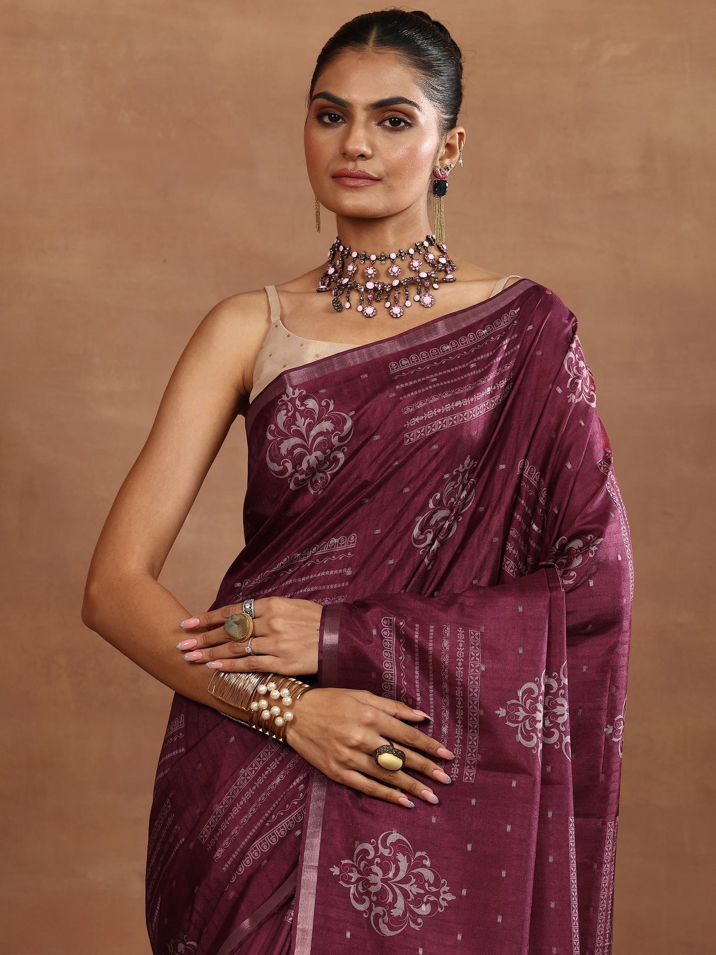 Burgundy Printed Silk Blend Saree With Unstitched Blouse Piece