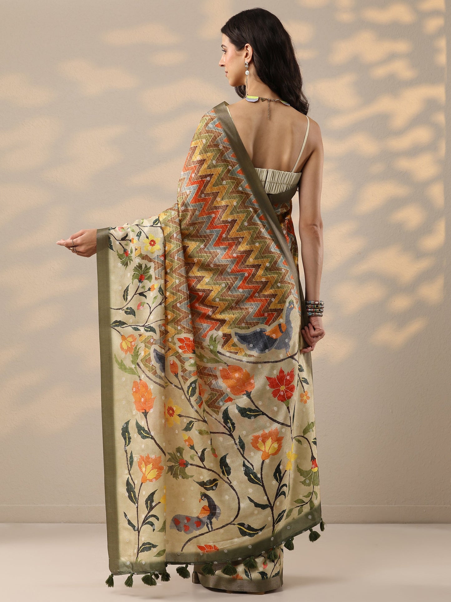 Multi Leheriya Printed Silk Blend Saree With Unstitched Blouse Piece