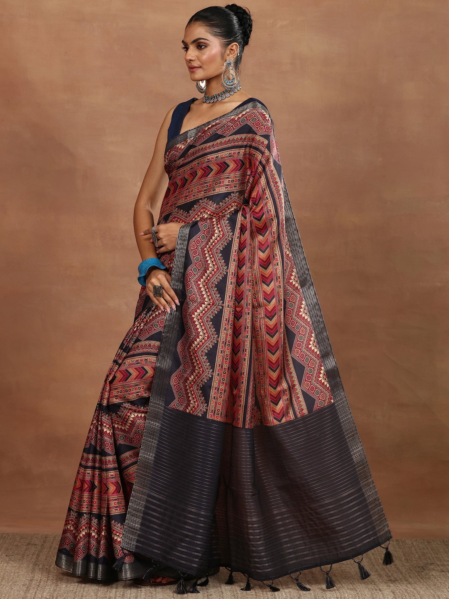 Black Printed Silk Blend Sarees With Unstitched Blouse Piece