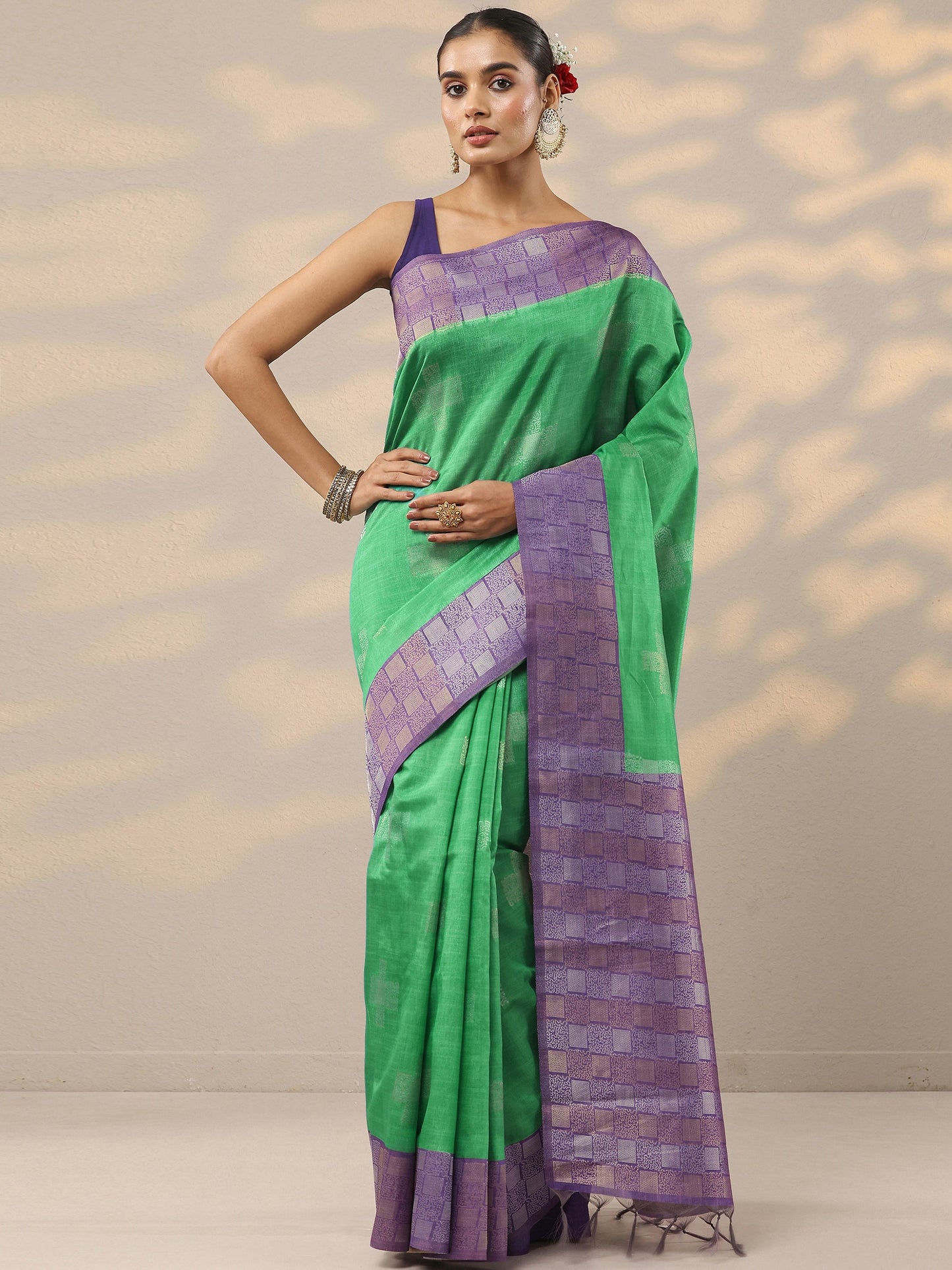Green Woven Design Silk Blend Saree With Unstitched Blouse Piece