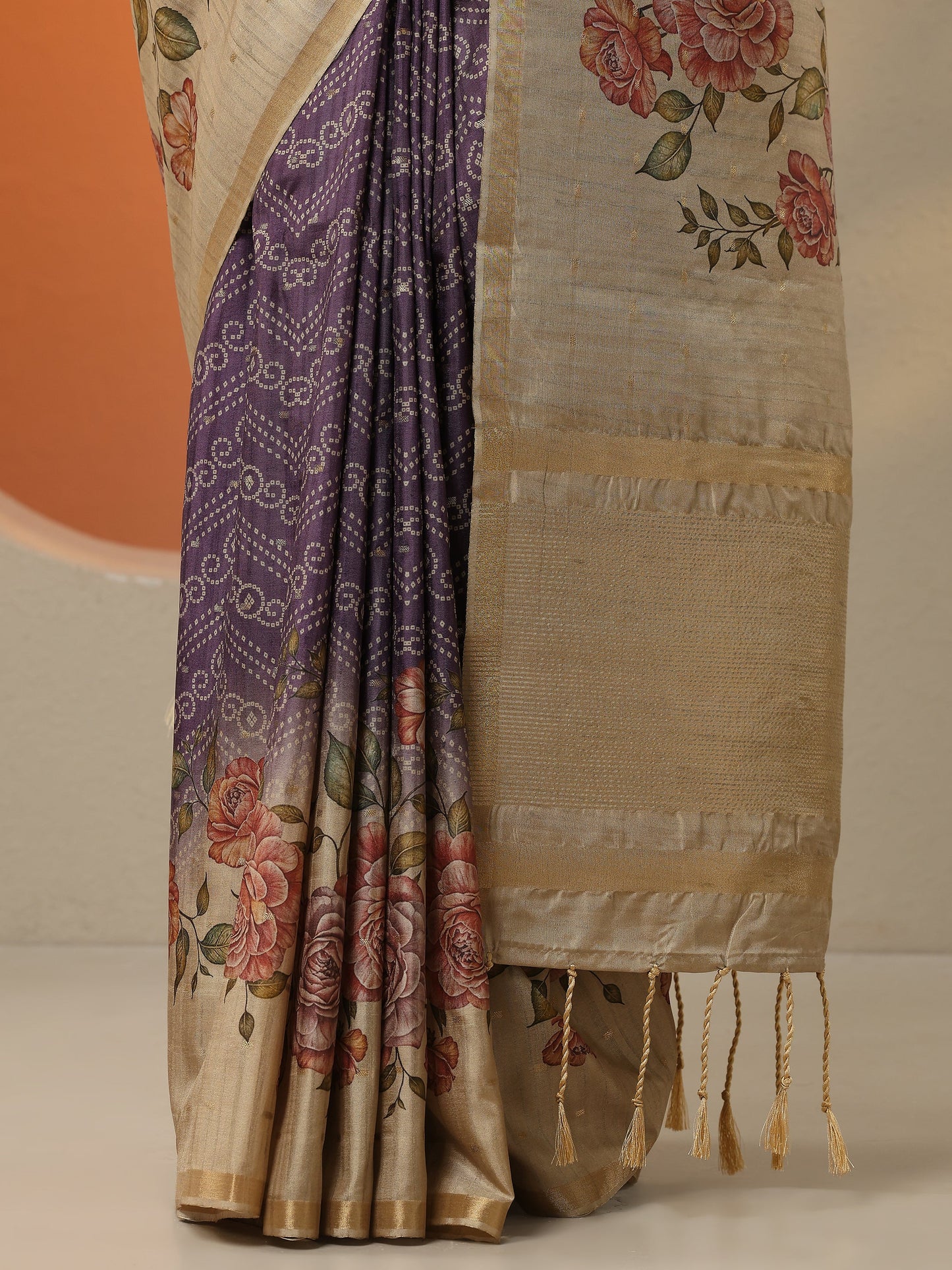 Purple Printed Silk Blend Saree With Unstitched Blouse Piece
