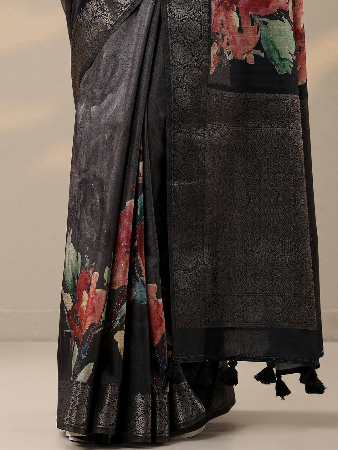 Black Printed Silk Blend Sarees With Unstitched Blouse Piece
