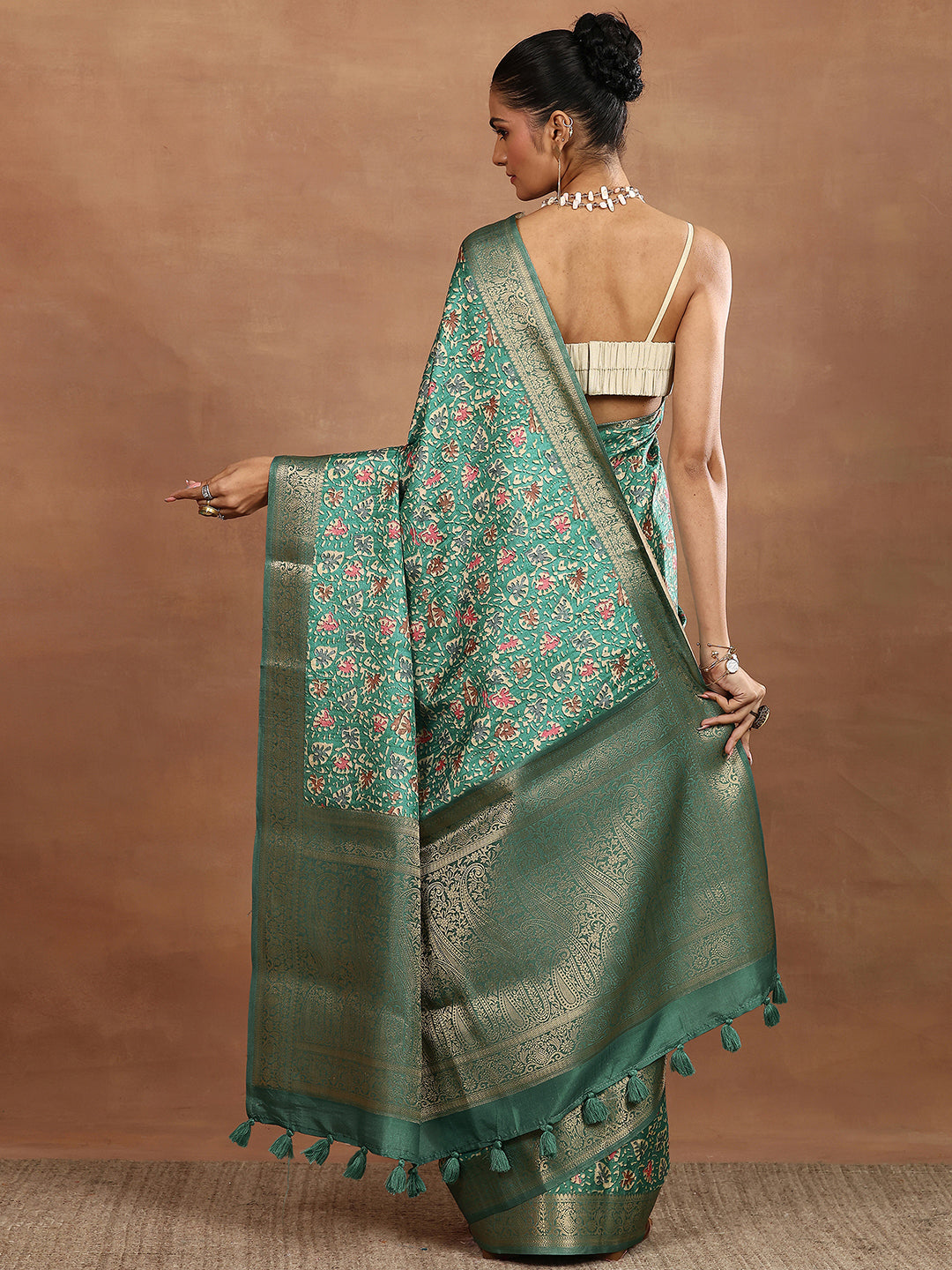 Green Printed Silk Blend Sarees With Unstitched Blouse Piece