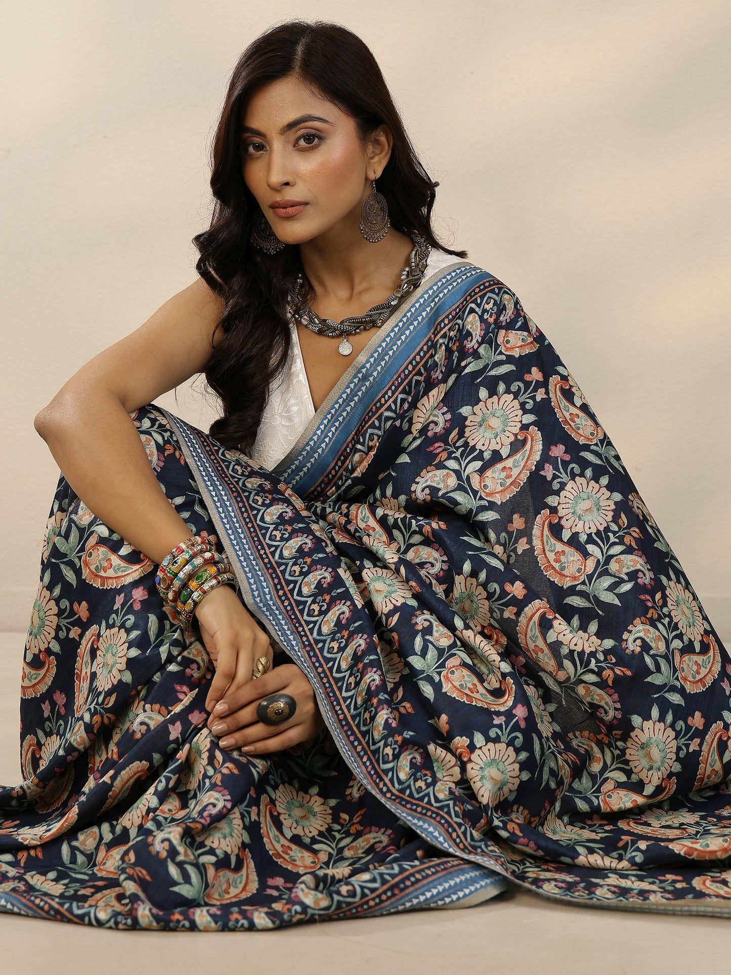 Blue Printed Silk Blend Saree With Unstitched Blouse Piece