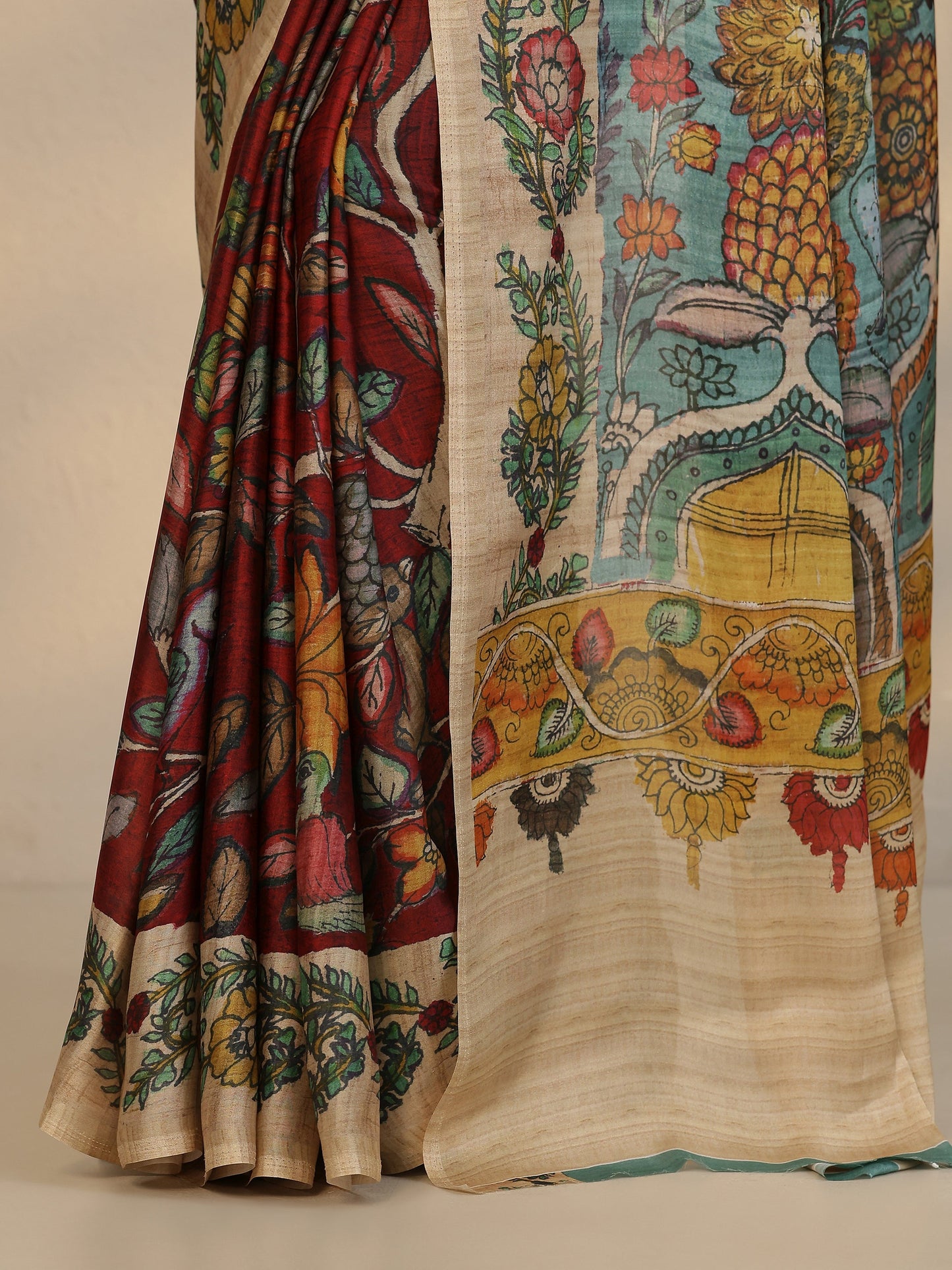 Red Printed Satin Saree With Unstitched Blouse Piece