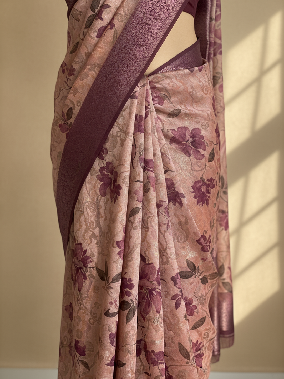 Pink Printed Silk Blend Saree With Unstitched Blouse Piece