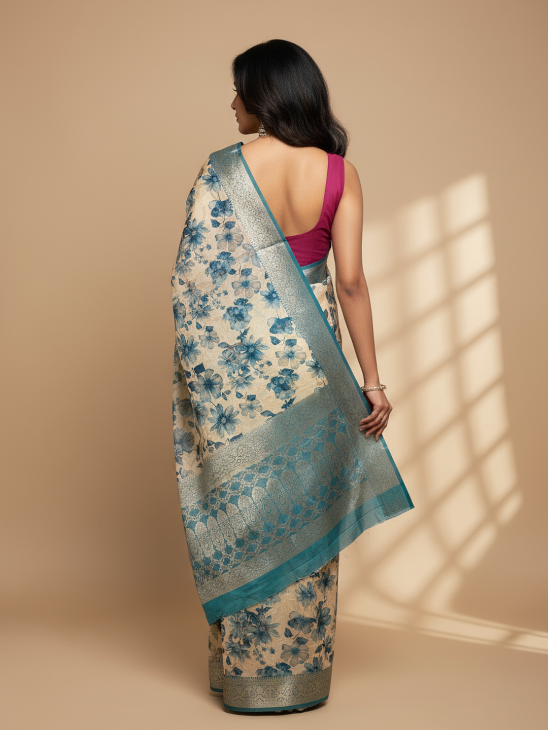 Beige Printed Silk Blend Saree With Unstitched Blouse Piece