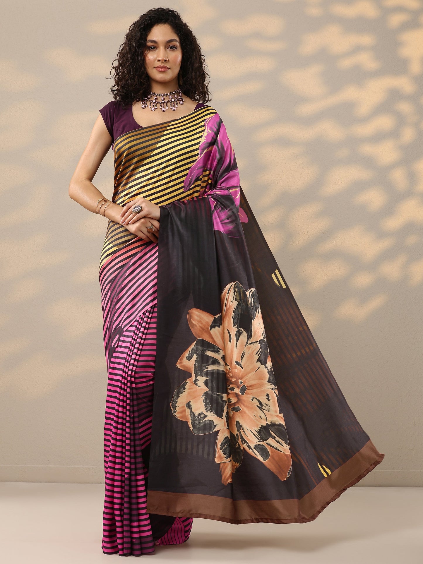 Black Printed Silk Blend Saree With Unstitched Blouse Piece