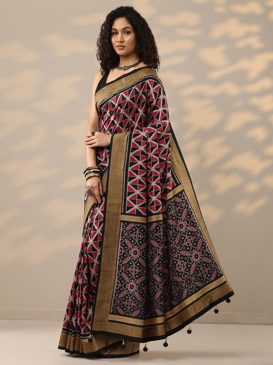 Red Printed Silk Blend Saree With Unstitched Blouse Piece