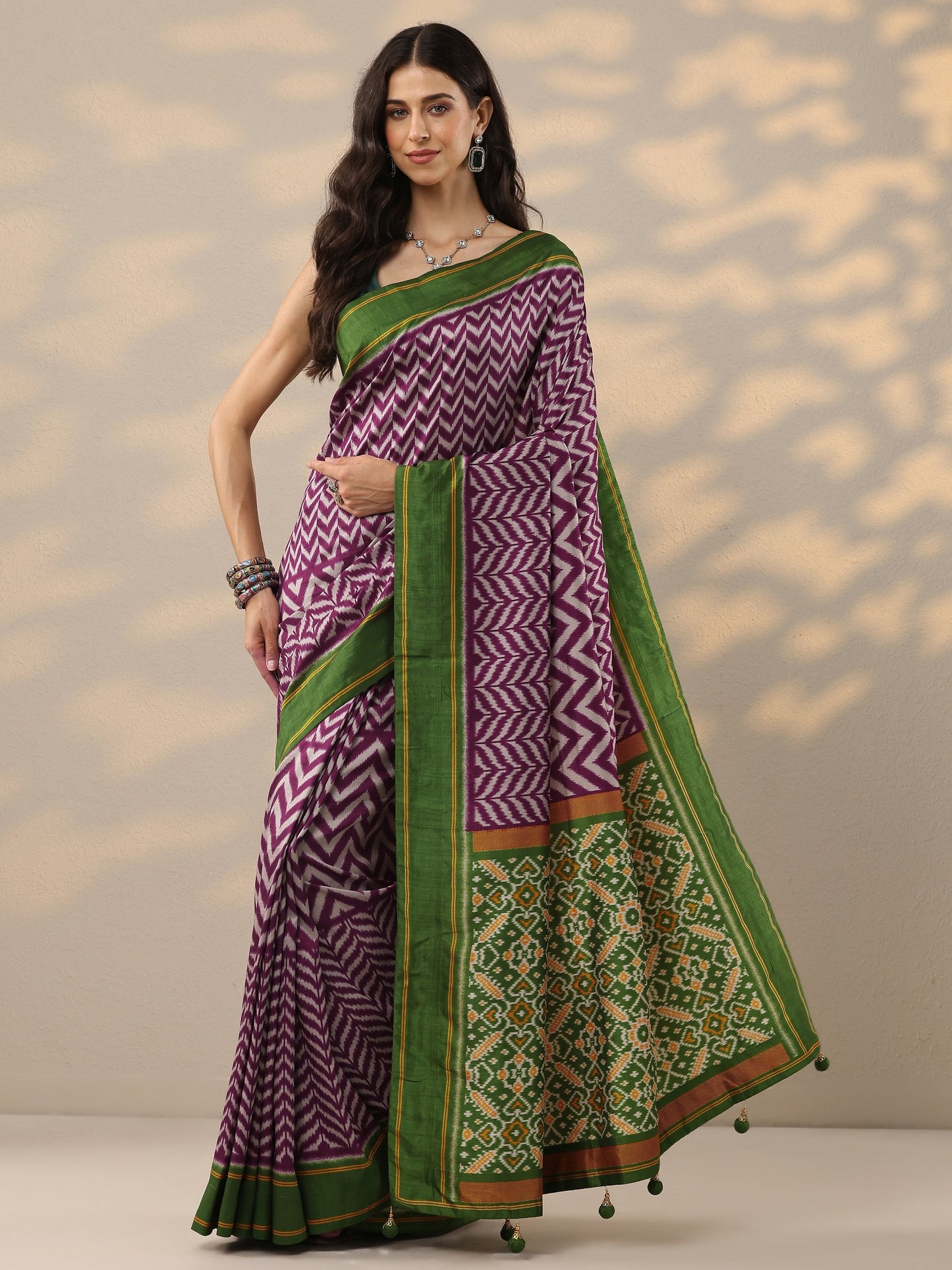 Pink Leheriya Printed Silk Blend Saree With Unstitched Blouse Piece