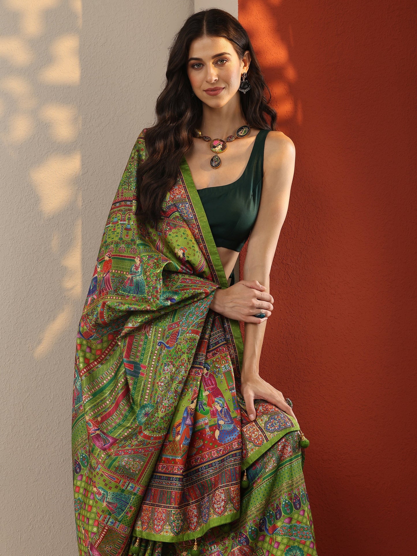 Green Printed Silk Blend Saree With Unstitched Blouse Piece