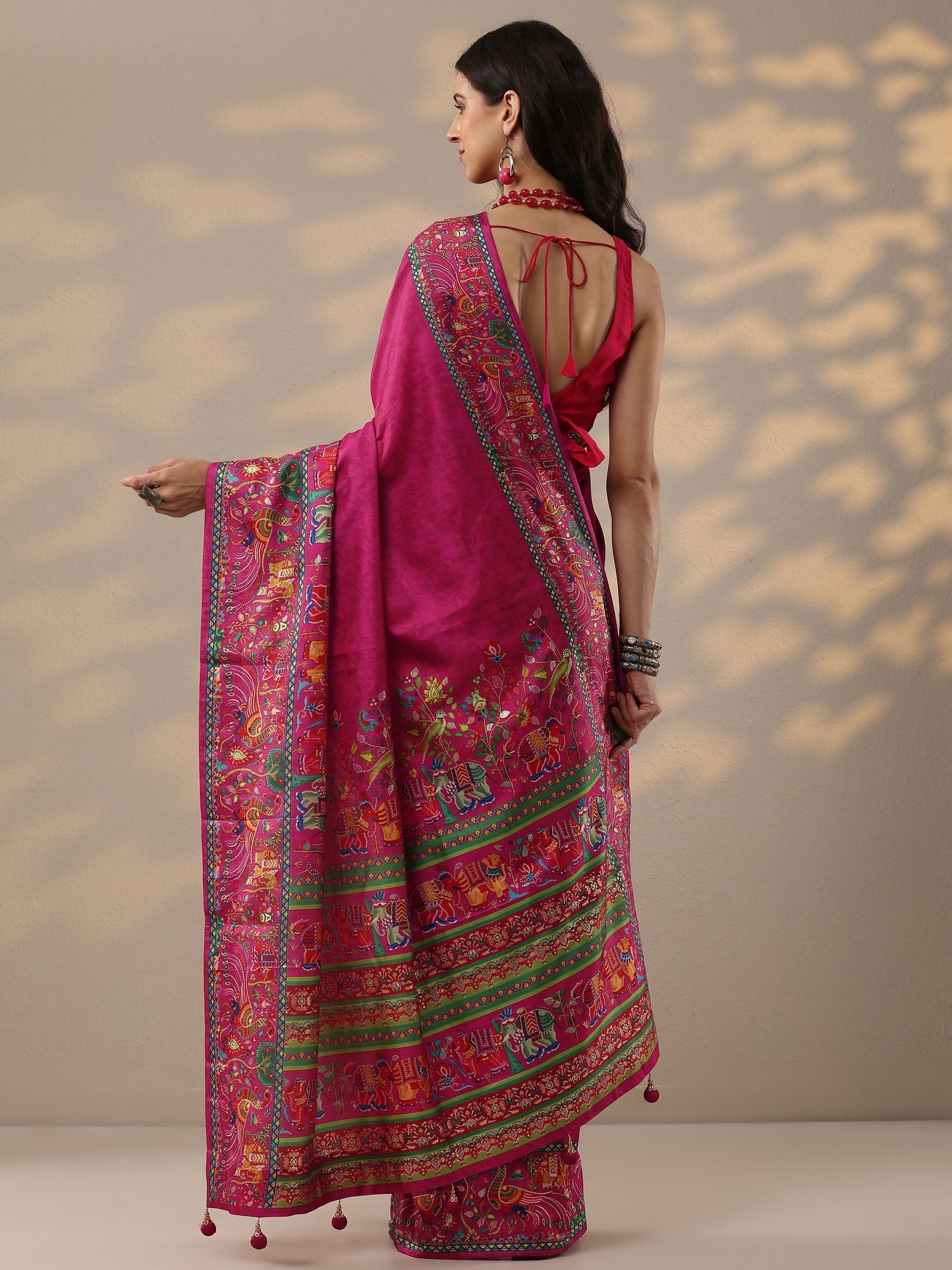 Pink Printed Silk Blend Saree With Unstitched Blouse Piece