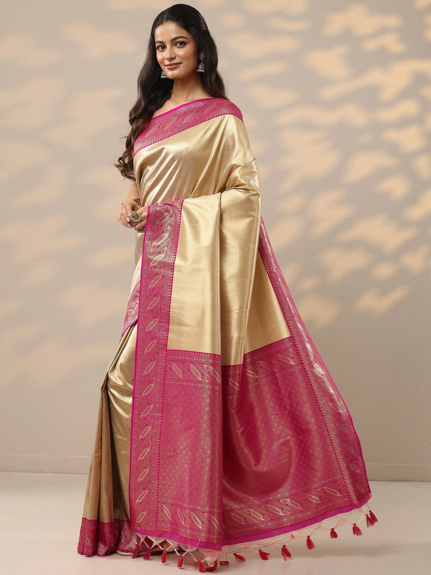 Pink Woven Design Silk Blend Saree With Unstitched Blouse Piece