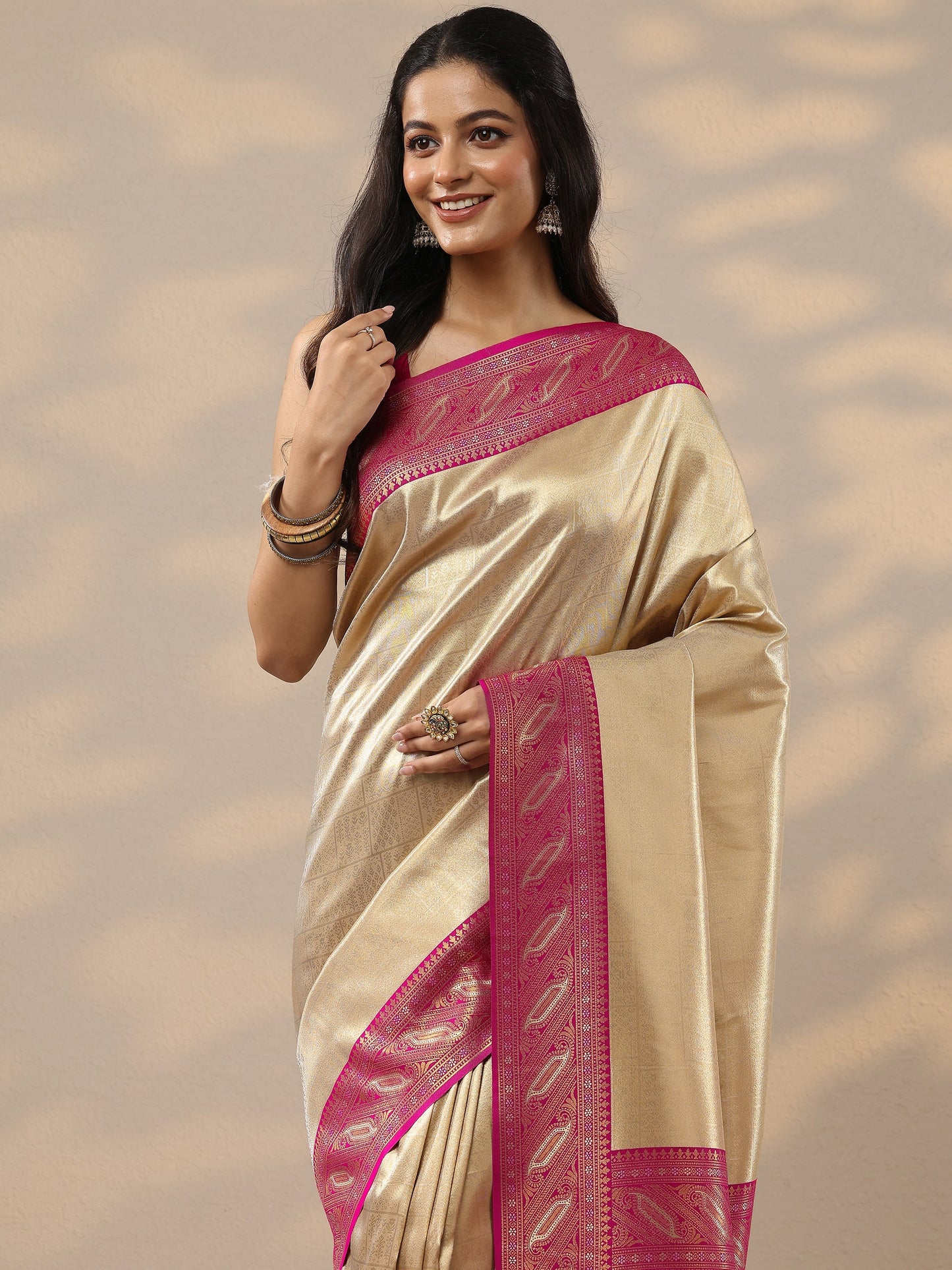 Pink Woven Design Silk Blend Saree With Unstitched Blouse Piece