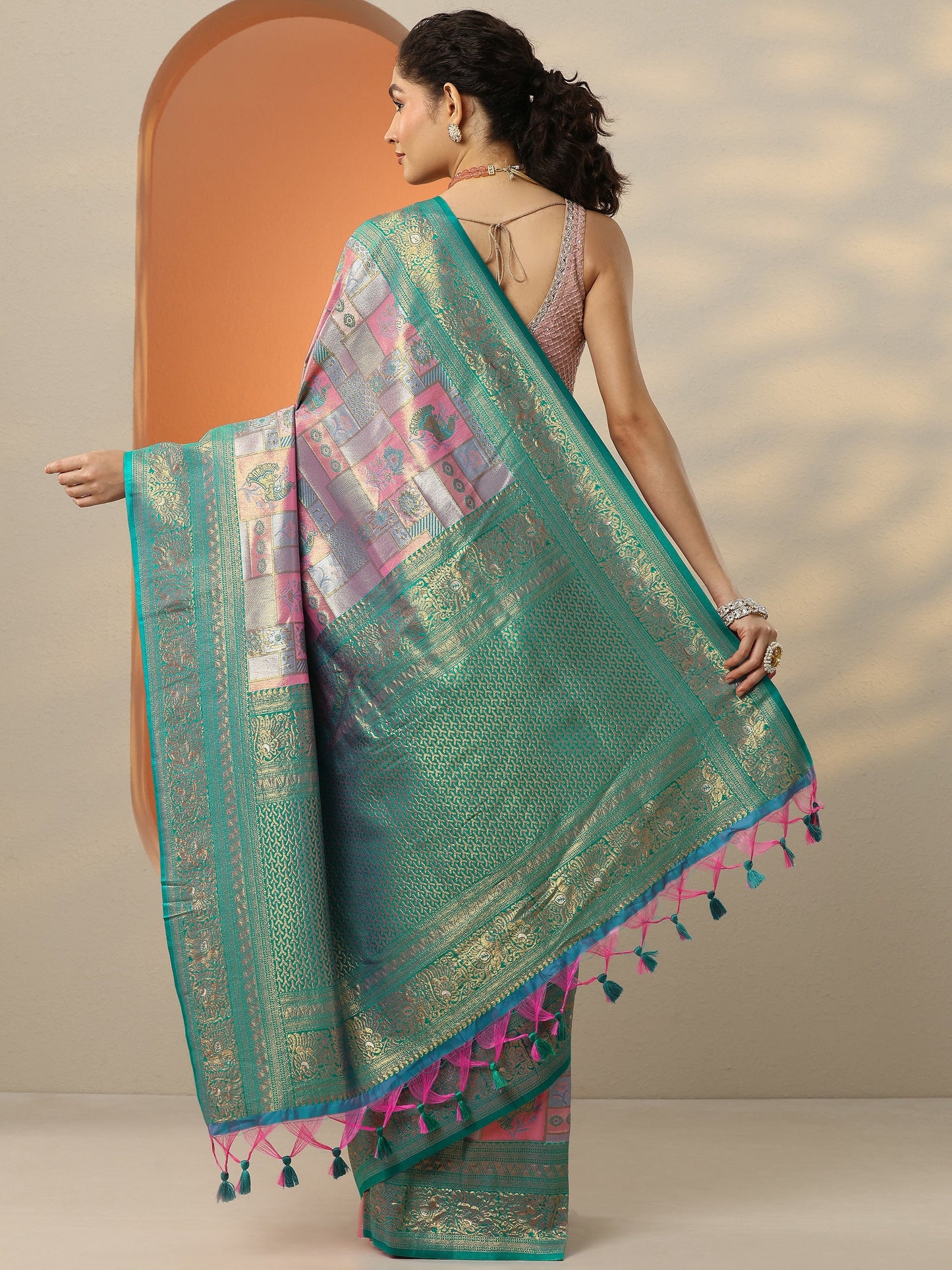 Pink Woven Design Silk Blend Saree With Unstitched Blouse Piece