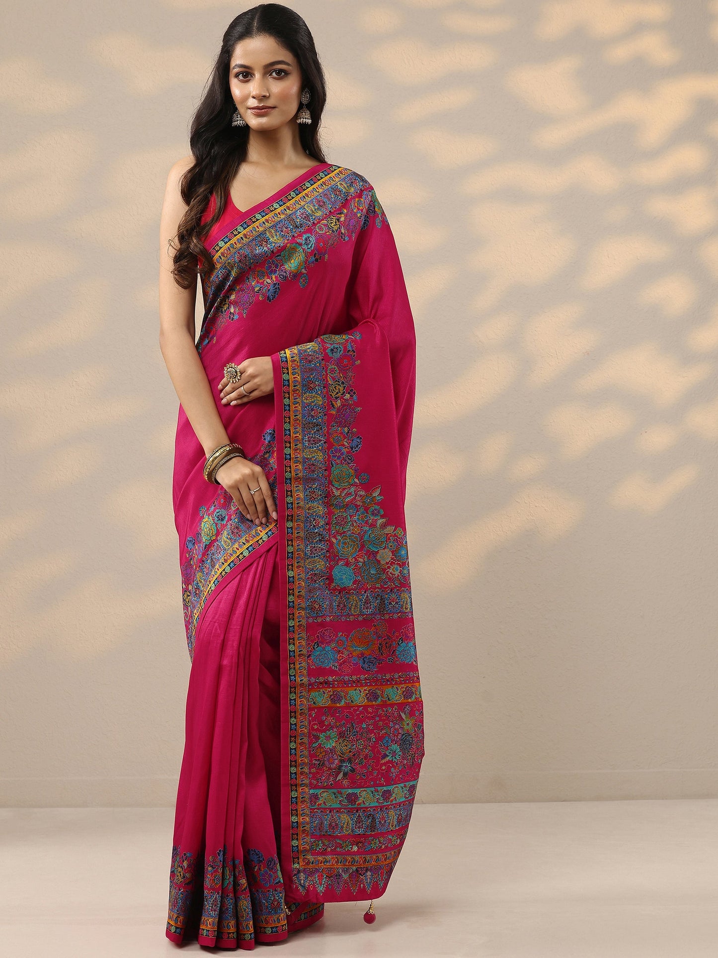Pink Solid Silk Blend Saree With Unstitched Blouse Piece
