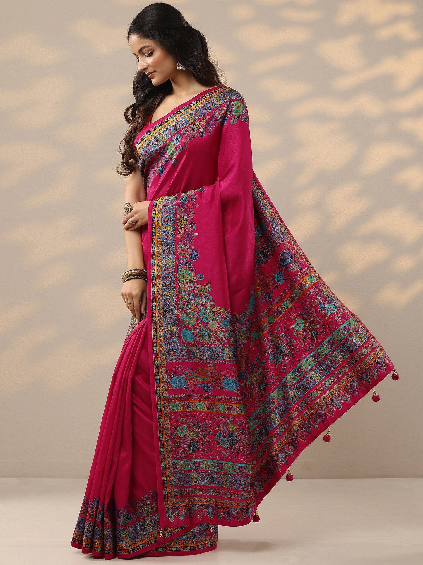 Pink Solid Silk Blend Saree With Unstitched Blouse Piece