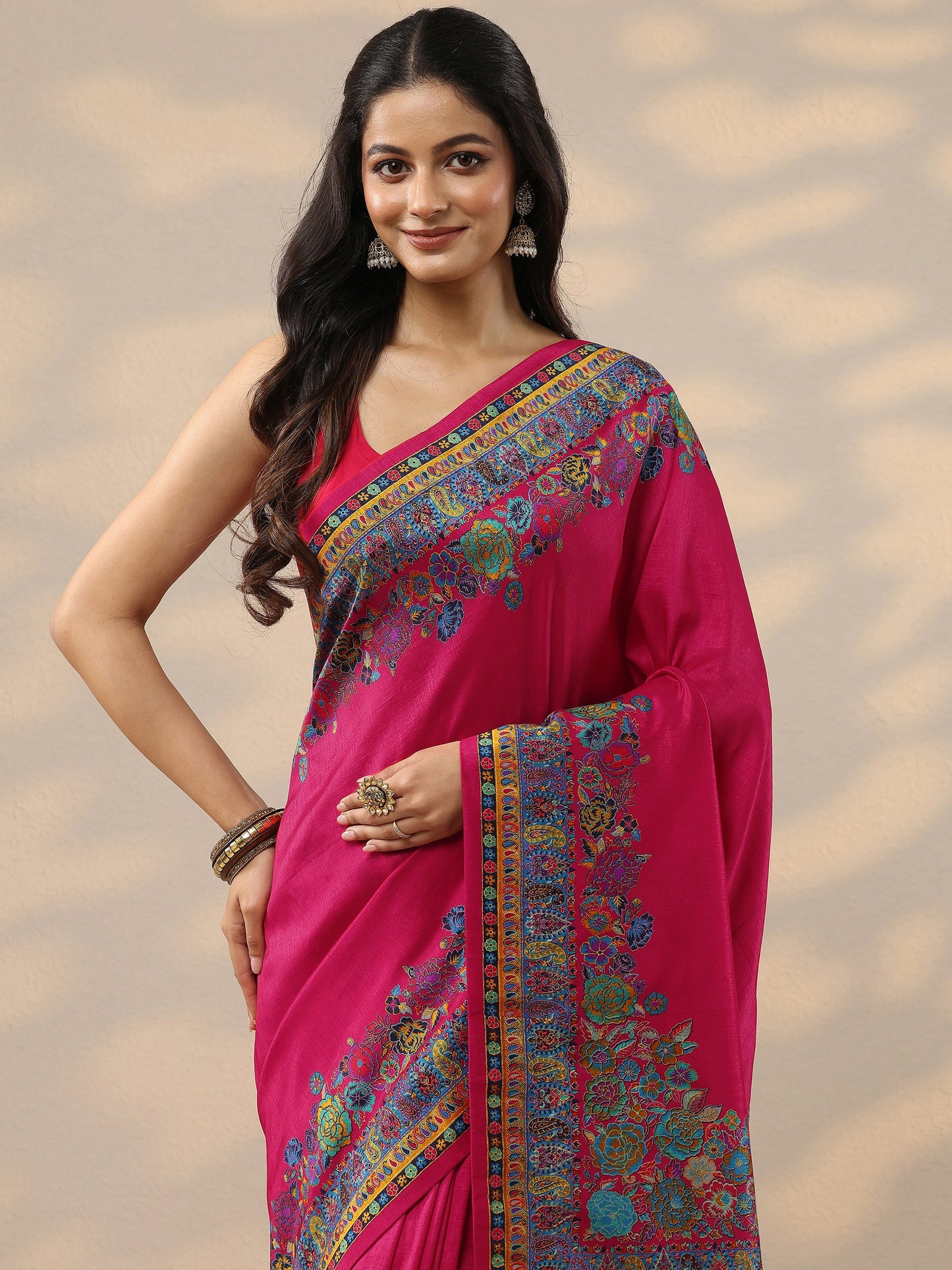 Pink Solid Silk Blend Saree With Unstitched Blouse Piece
