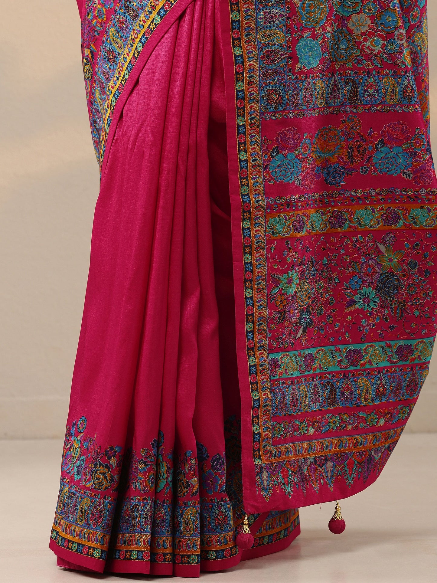 Pink Solid Silk Blend Saree With Unstitched Blouse Piece