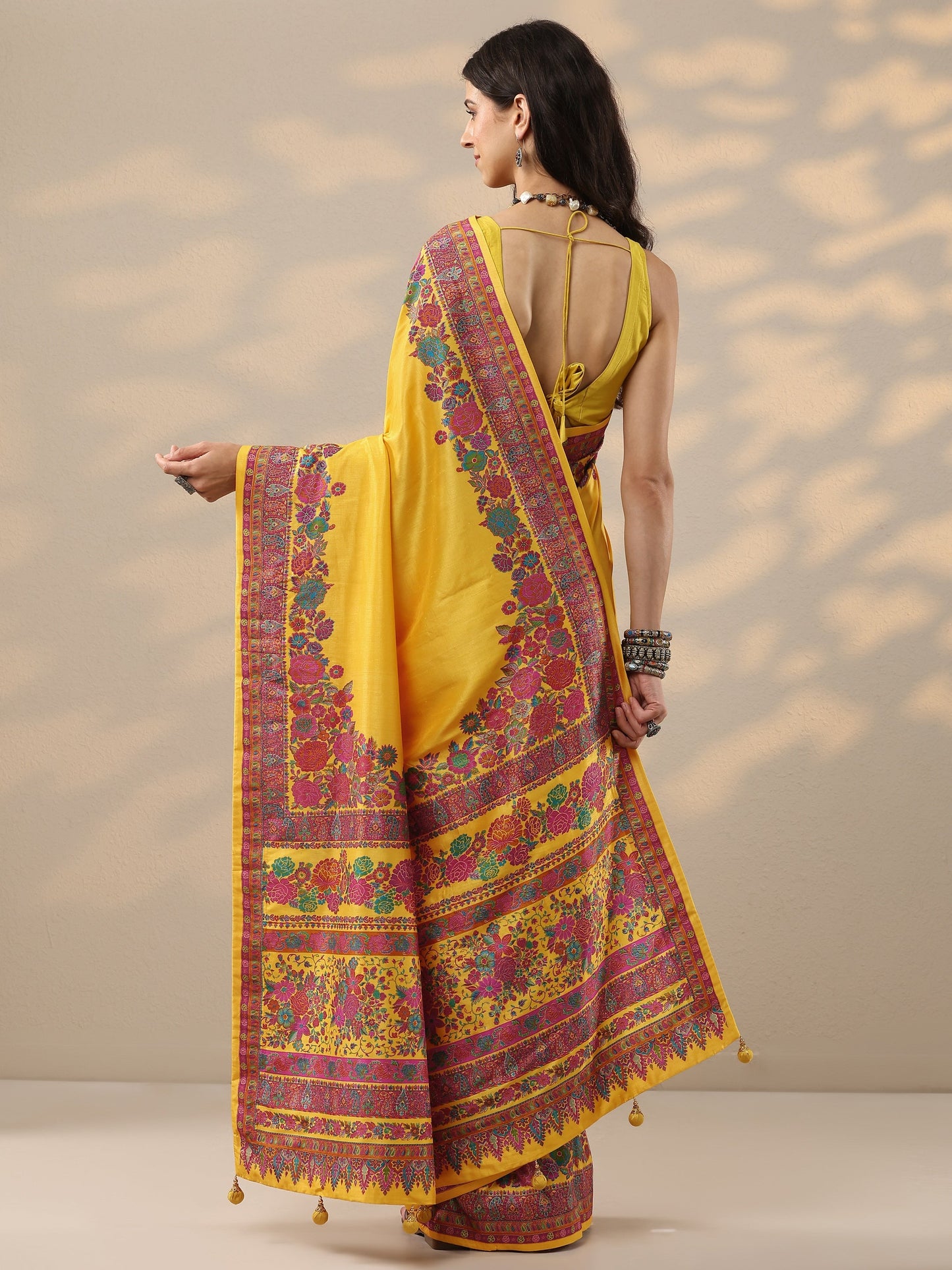 Yellow Solid Silk Blend Saree With Unstitched Blouse Piece