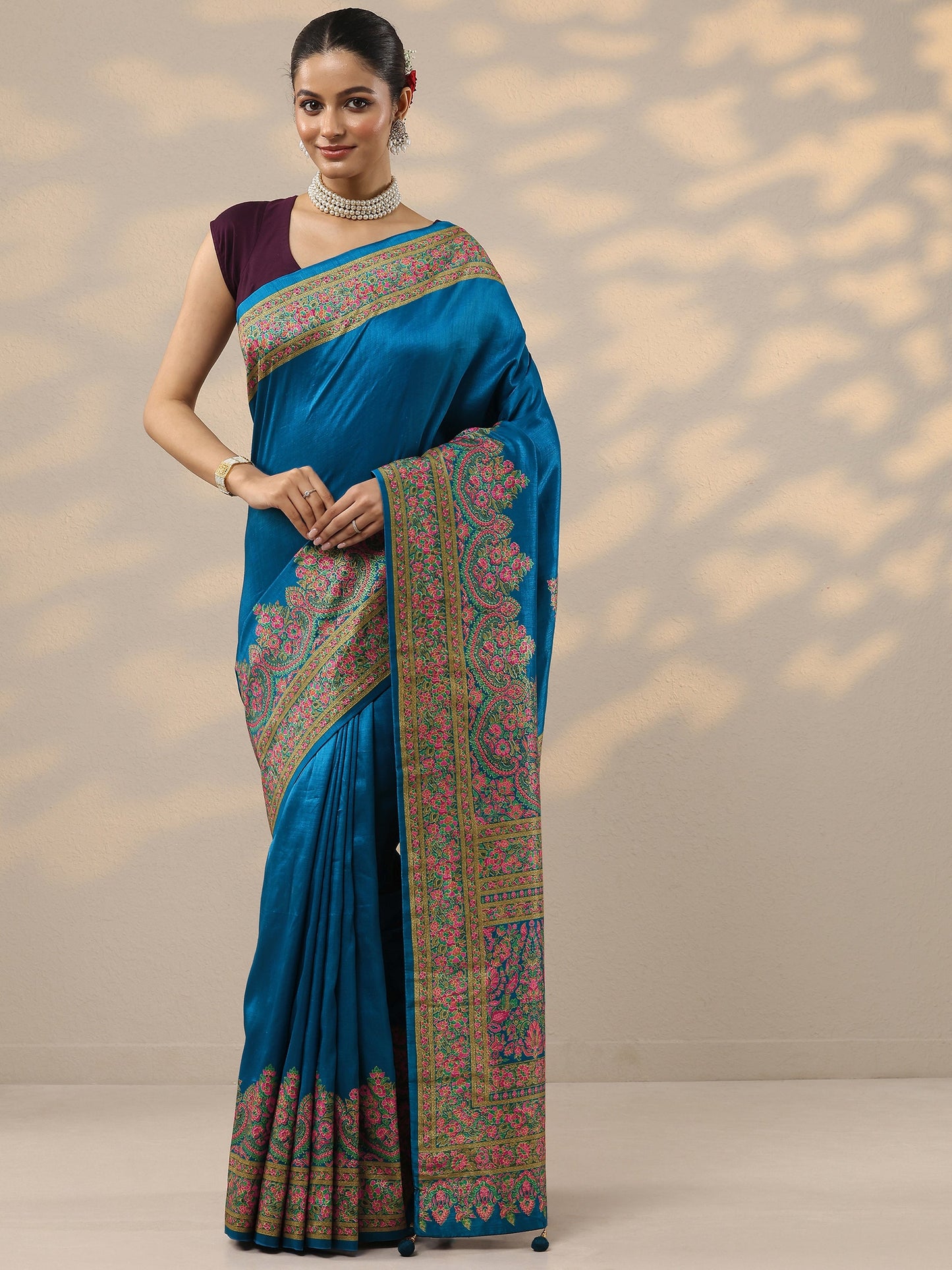 Blue Solid Silk Blend Saree With Unstitched Blouse Piece