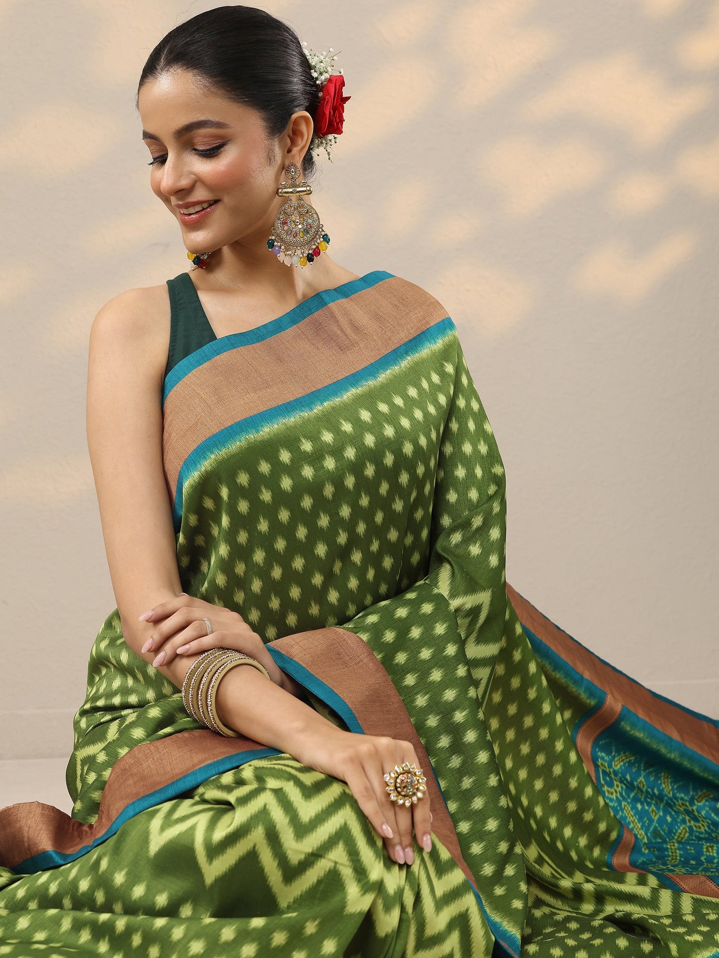Green Leheriya Printed Silk Blend Saree With Unstitched Blouse Piece
