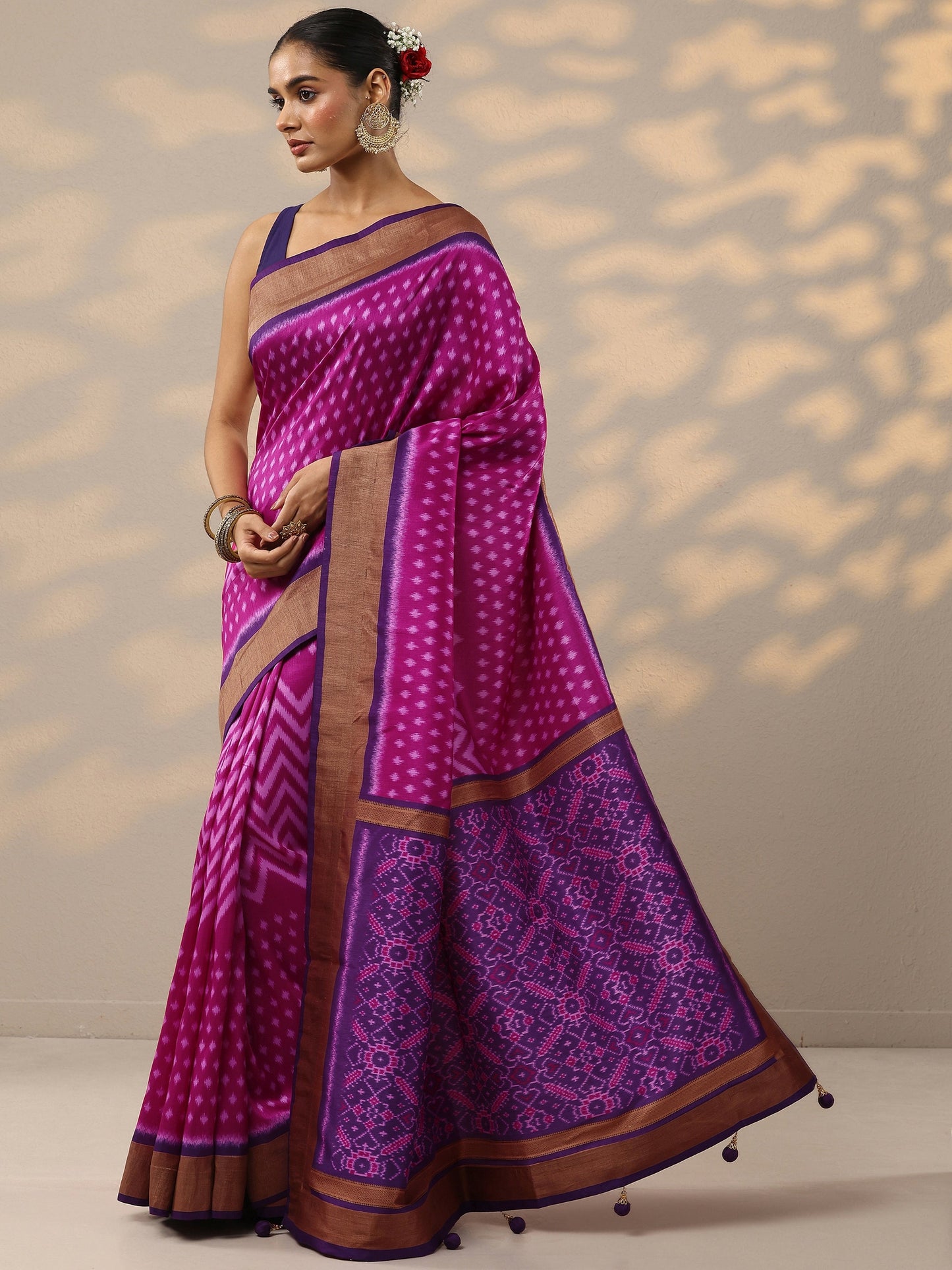Pink Leheriya Printed Silk Blend Saree With Unstitched Blouse Piece
