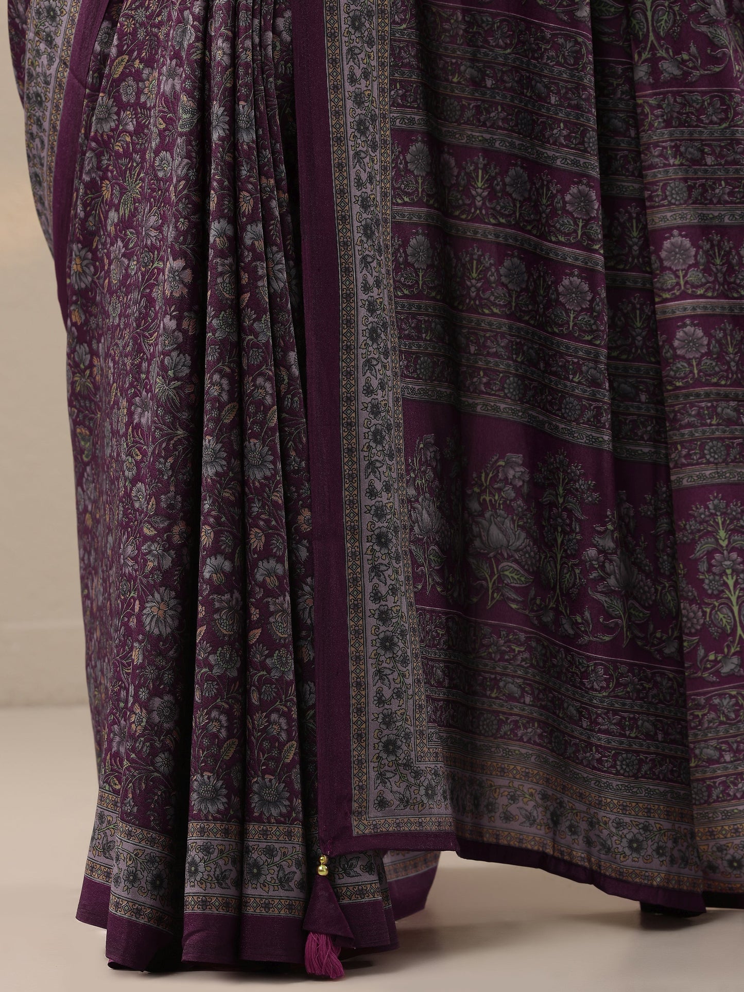 Burgundy  Printed Silk Blend Saree With Unstitched Blouse Piece