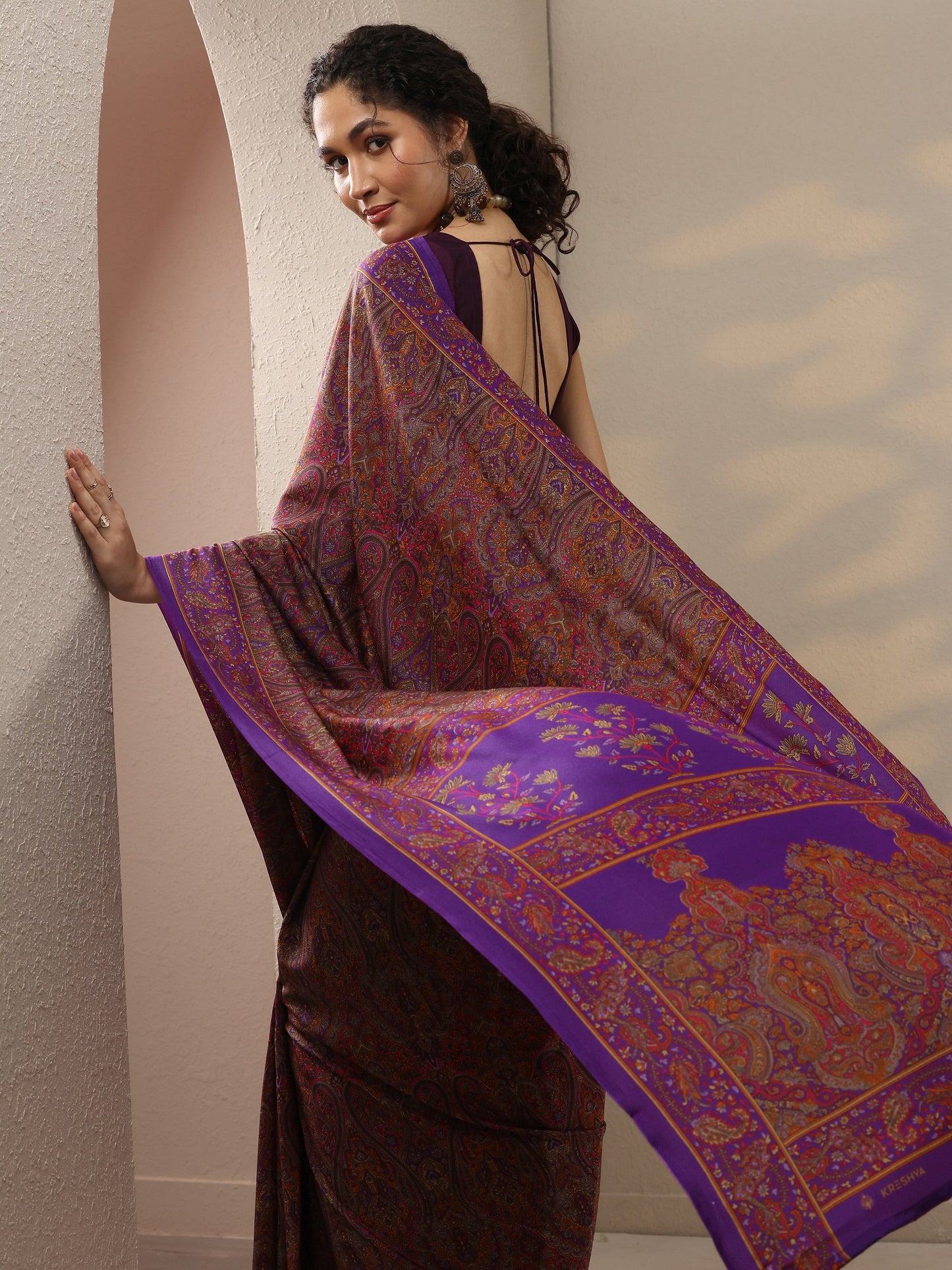 Purple Printed Silk Blend Saree With Unstitched Blouse Piece