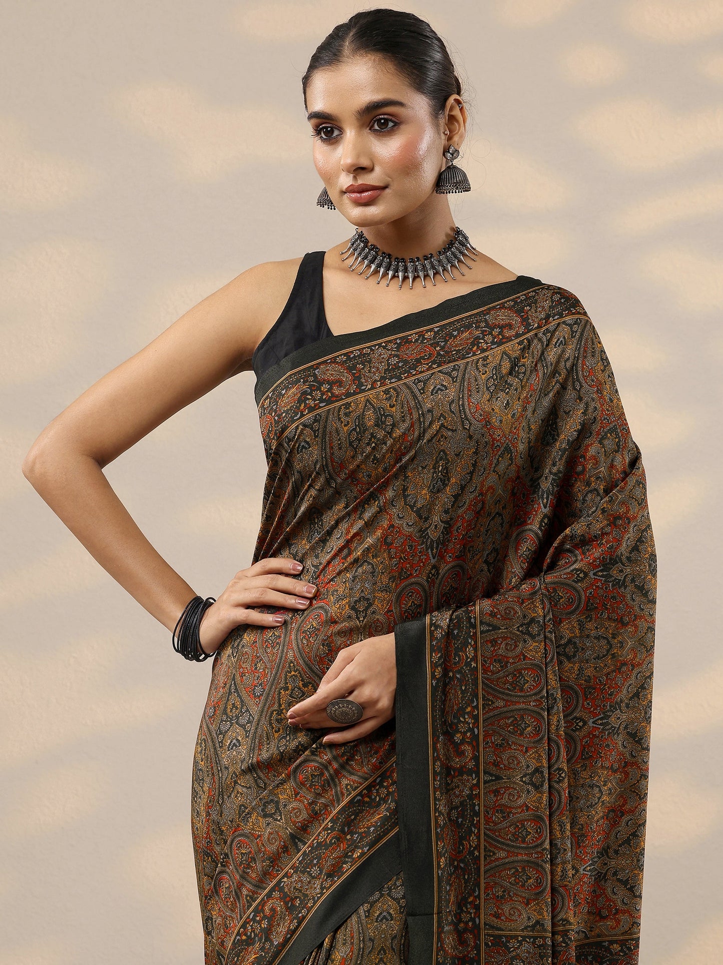 Black Printed Silk Blend Saree With Unstitched Blouse Piece