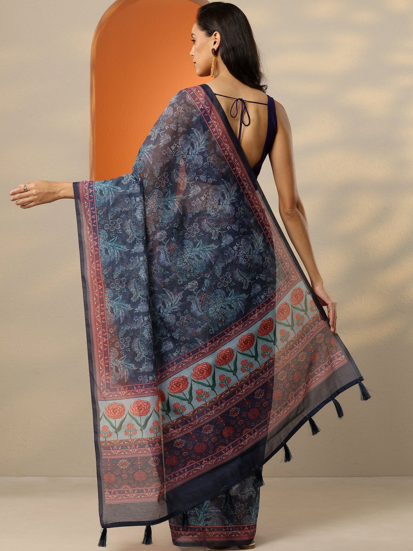 Blue Printed Silk Blend Saree With Unstitched Blouse Piece