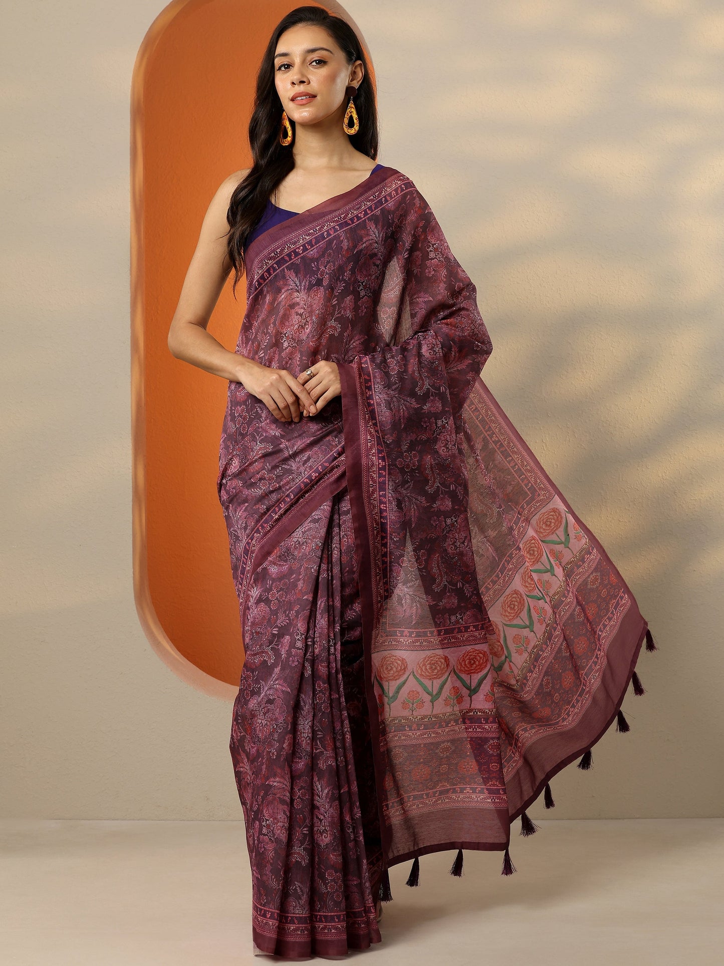 Pink Printed Silk Blend Saree With Unstitched Blouse Piece