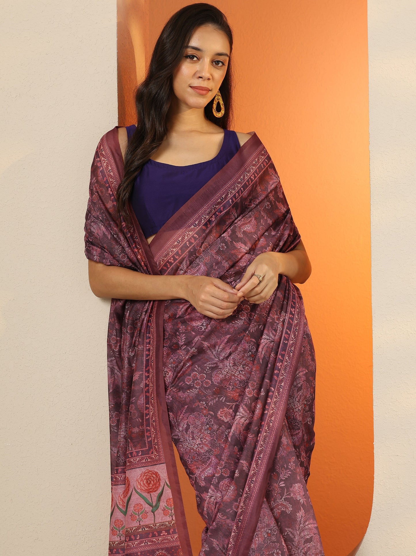Pink Printed Silk Blend Saree With Unstitched Blouse Piece