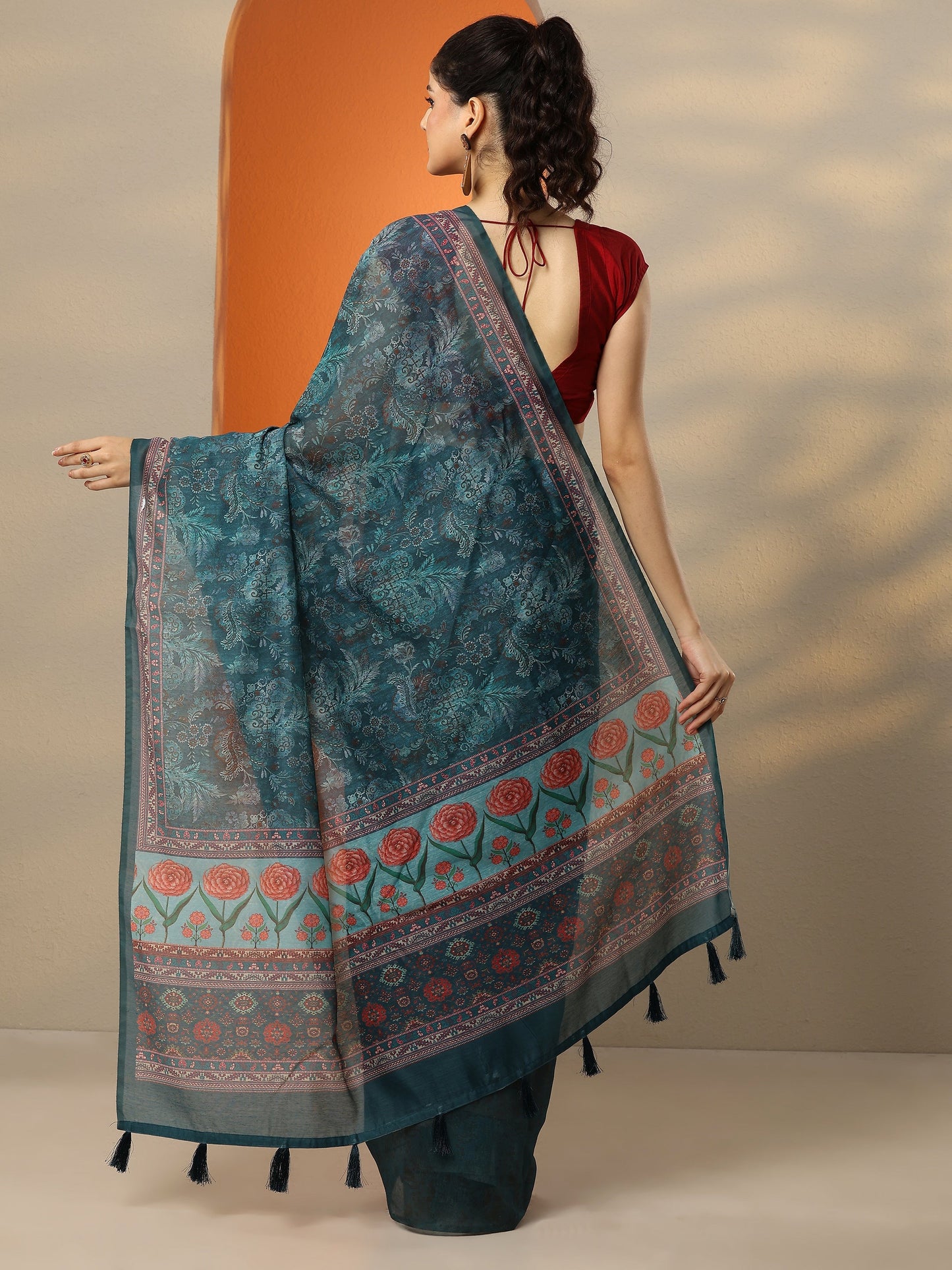 Green Printed Silk Blend Saree With Unstitched Blouse Piece