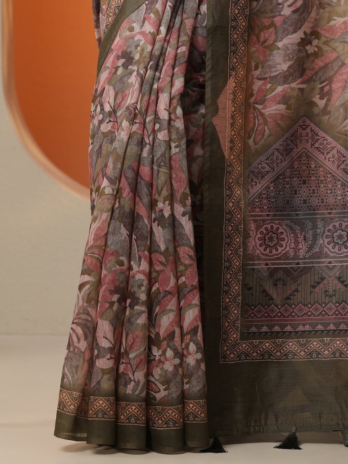 Multi Printed Silk Blend Saree With Unstitched Blouse Piece