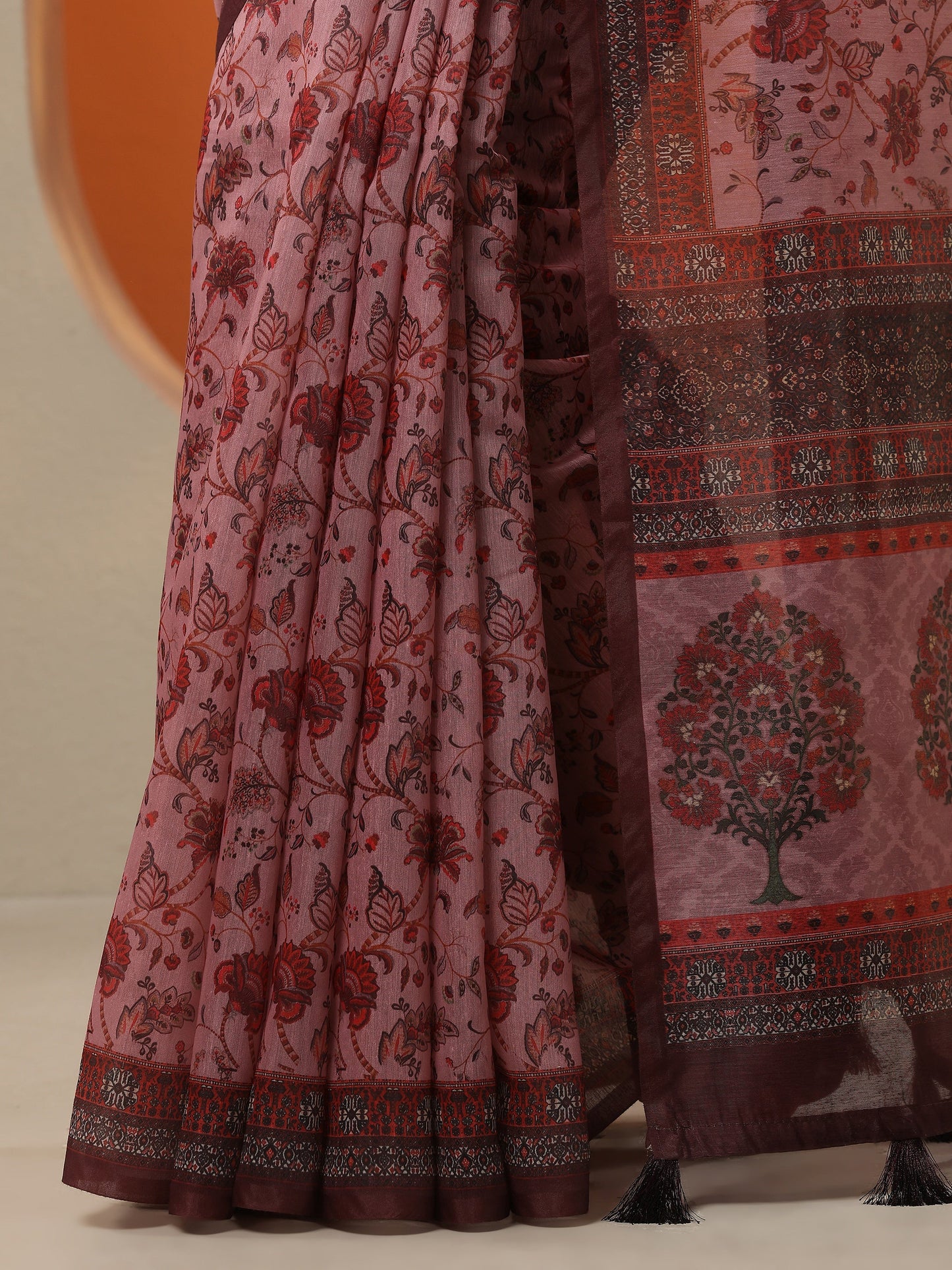 Pink Printed Silk Blend Saree With Unstitched Blouse Piece