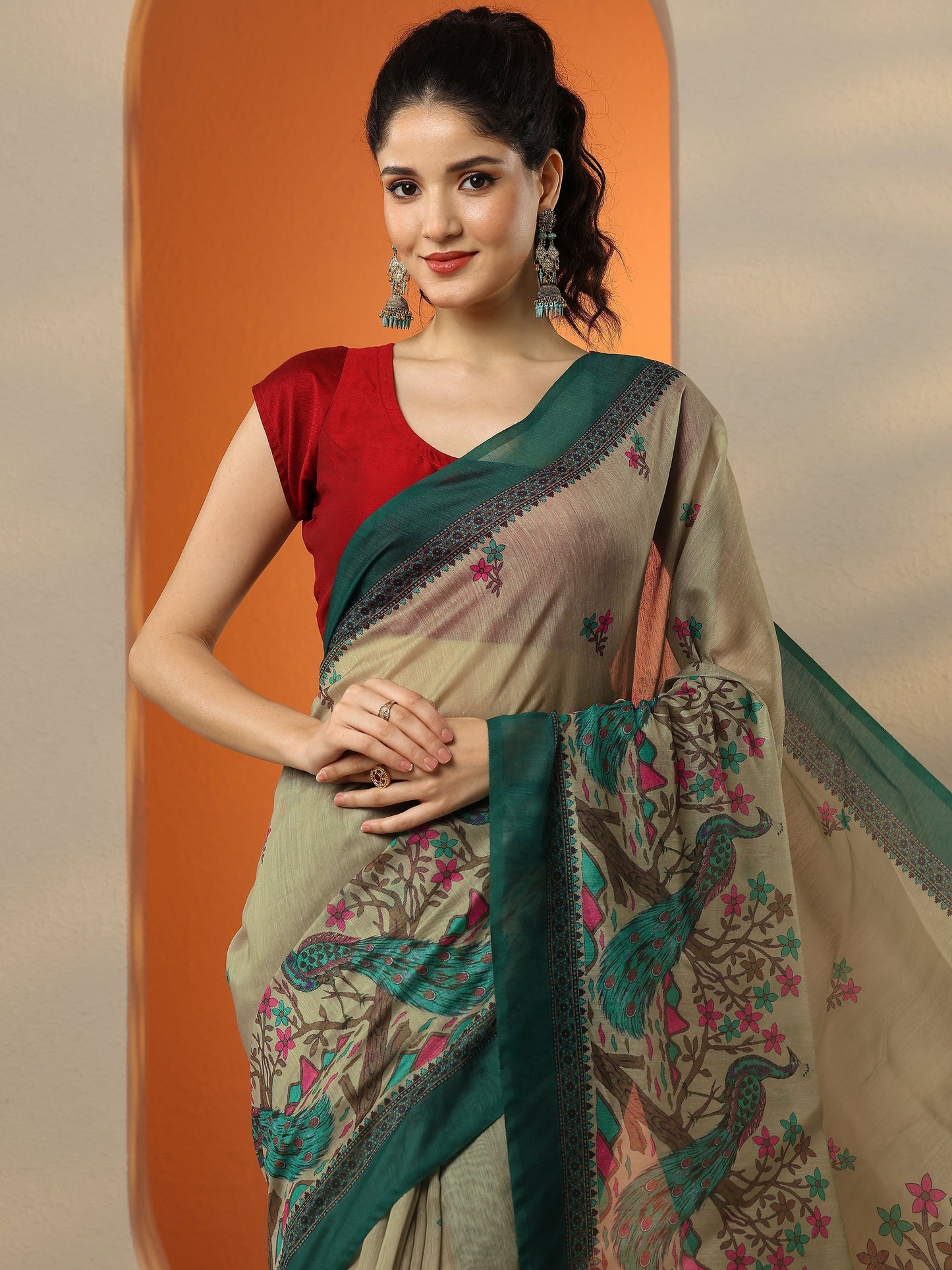 Beige Printed Silk Blend Saree With Unstitched Blouse Piece