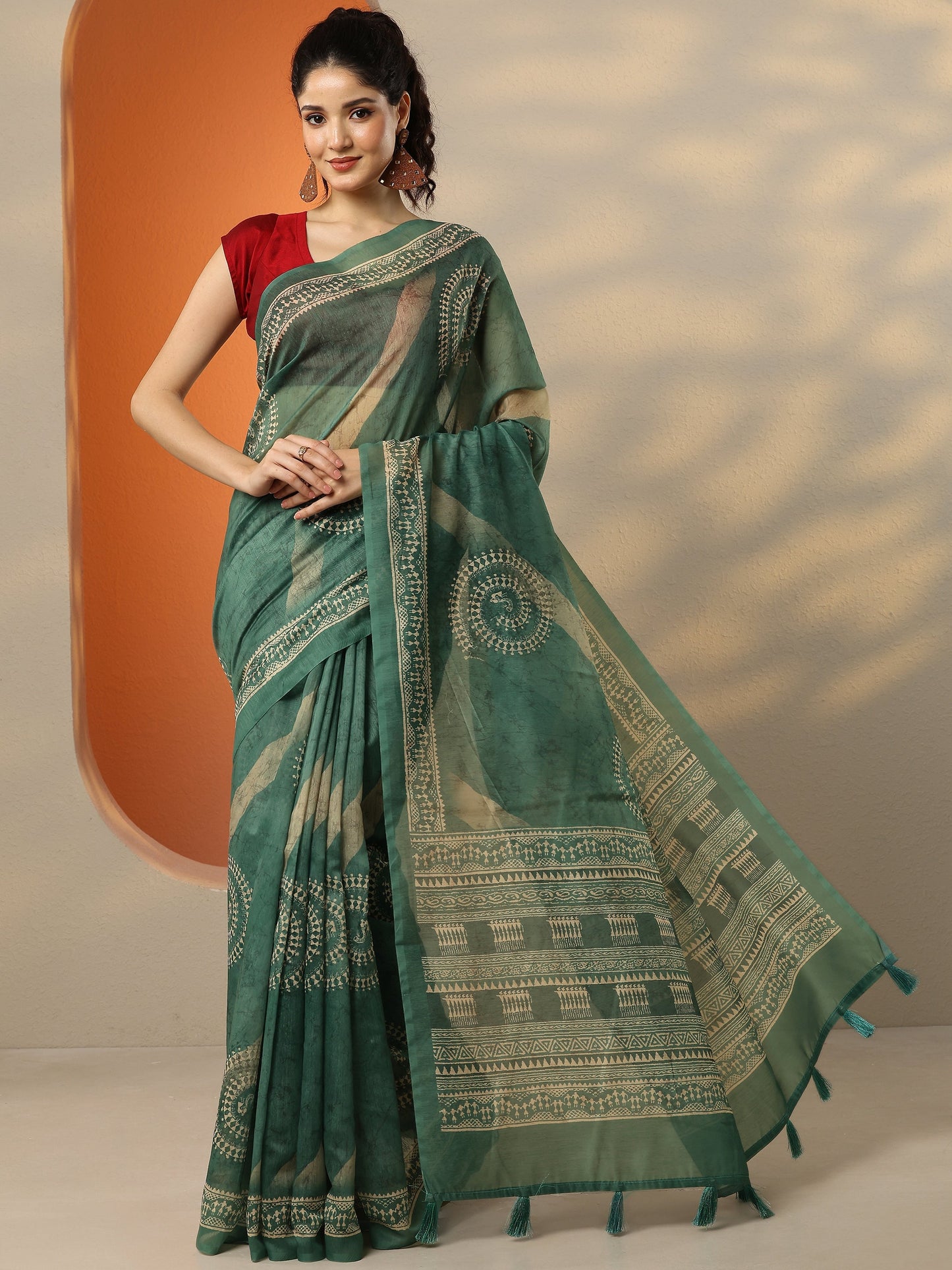 Green Printed Silk Blend Saree With Unstitched Blouse Piece