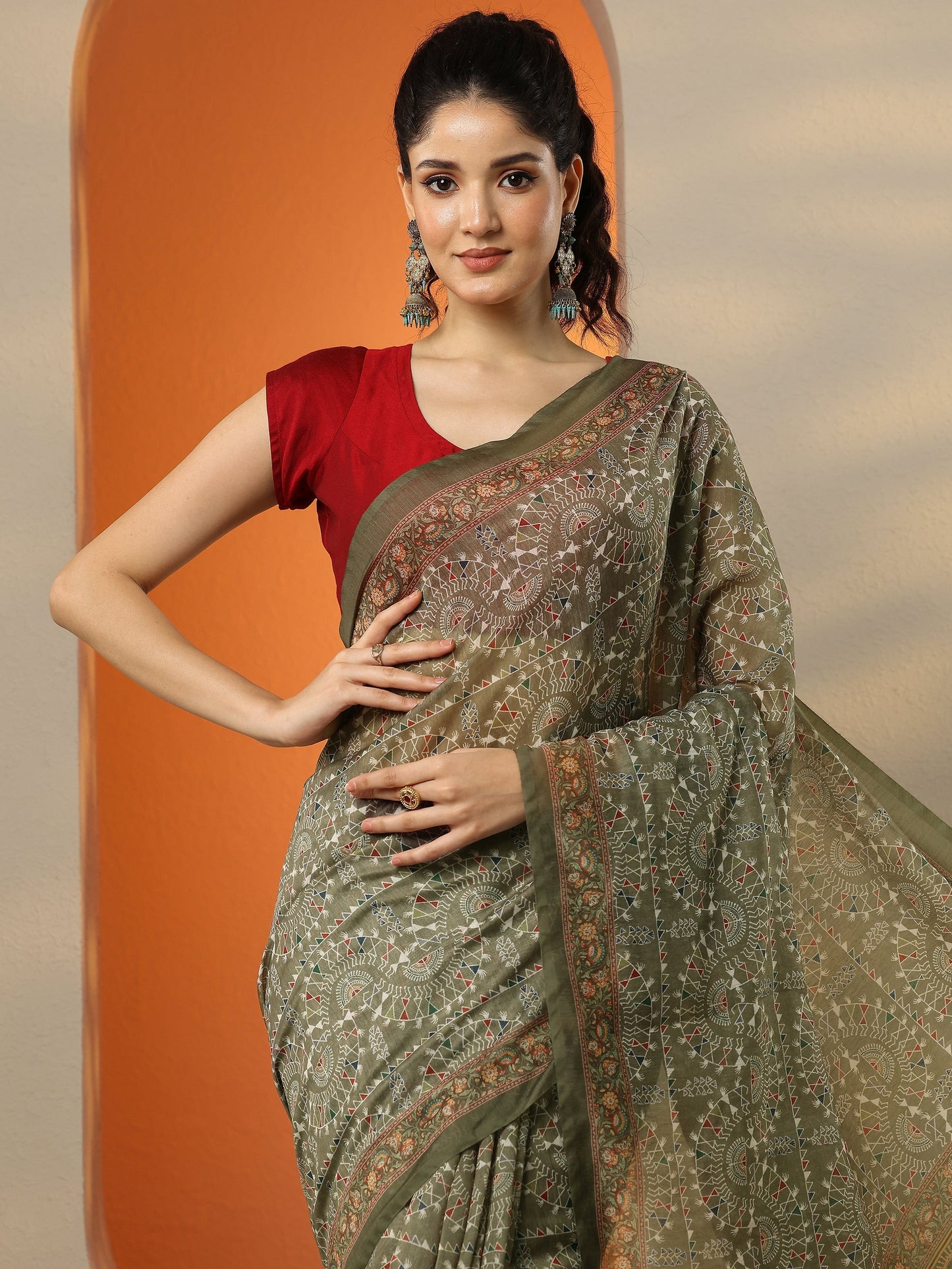 Green Printed Silk Blend Saree With Unstitched Blouse Piece