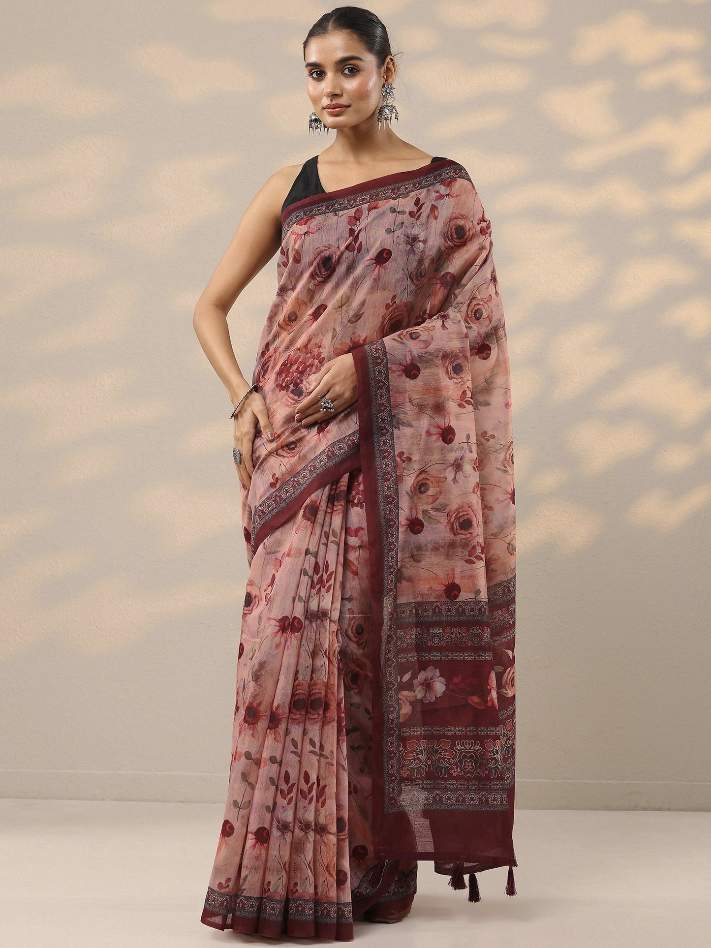 Brown Printed Silk Blend Saree With Unstitched Blouse Piece